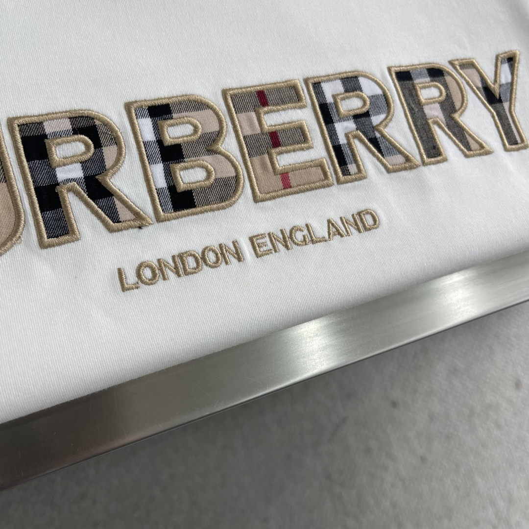 Burberry Male Basic Clothing M-l-xl