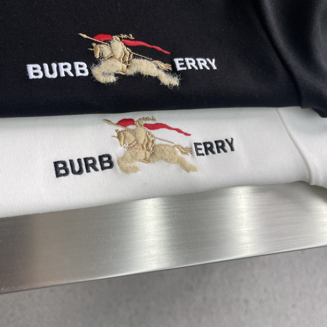 Burberry Male Basic Clothing M-l-xl