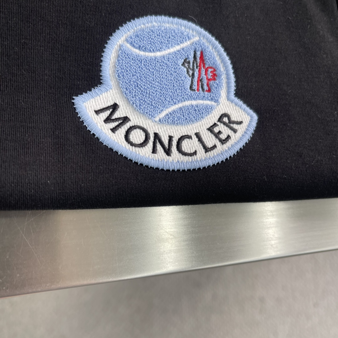Moncler Male Basic Clothing M-l-xl