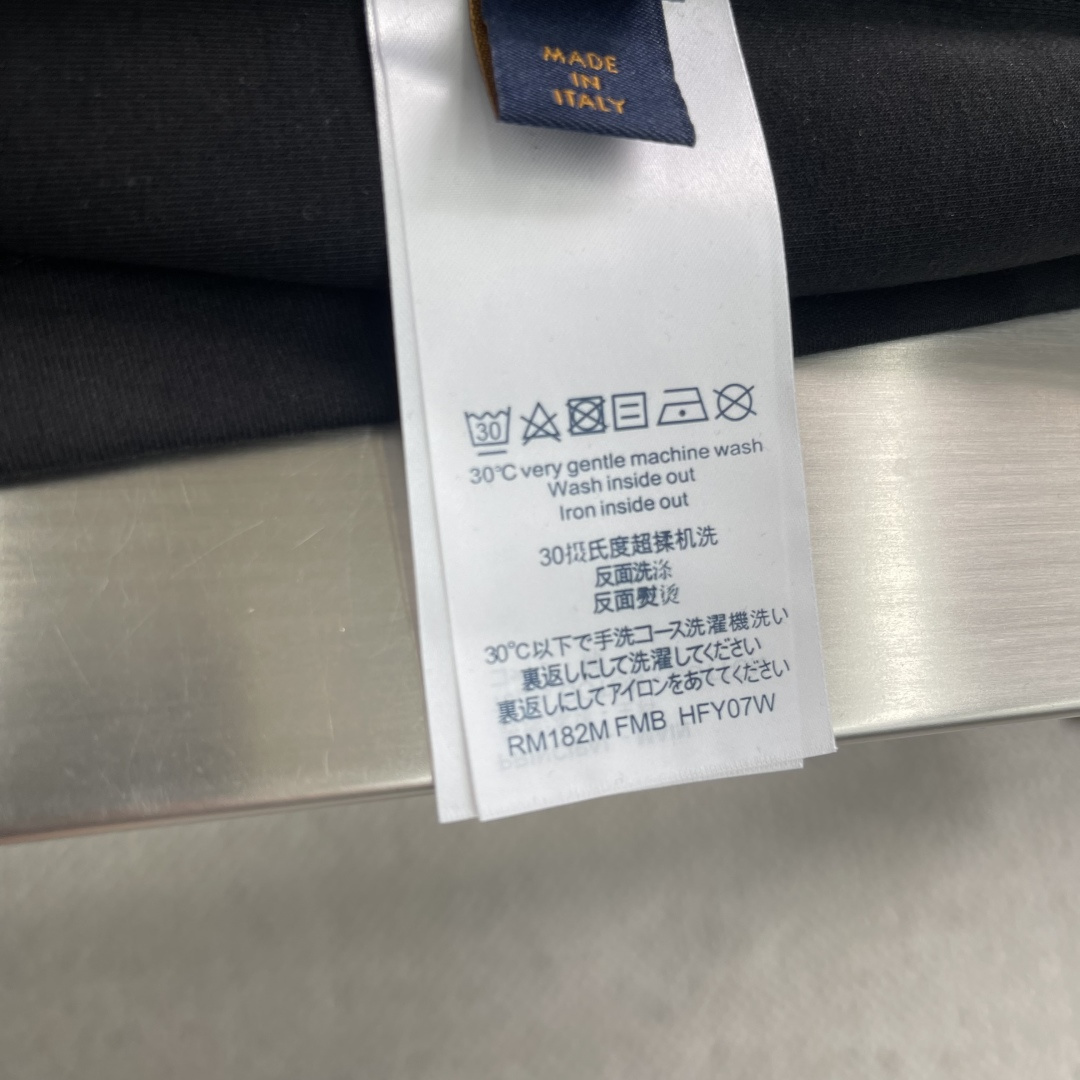 Louis Vuitton Male Basic Clothing M-l-xl