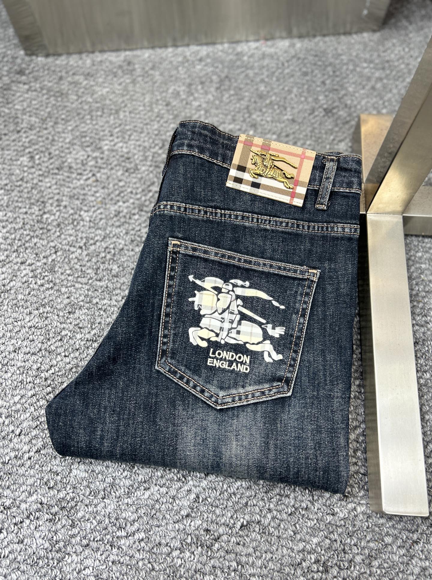 Burberry Male Jeans S-m