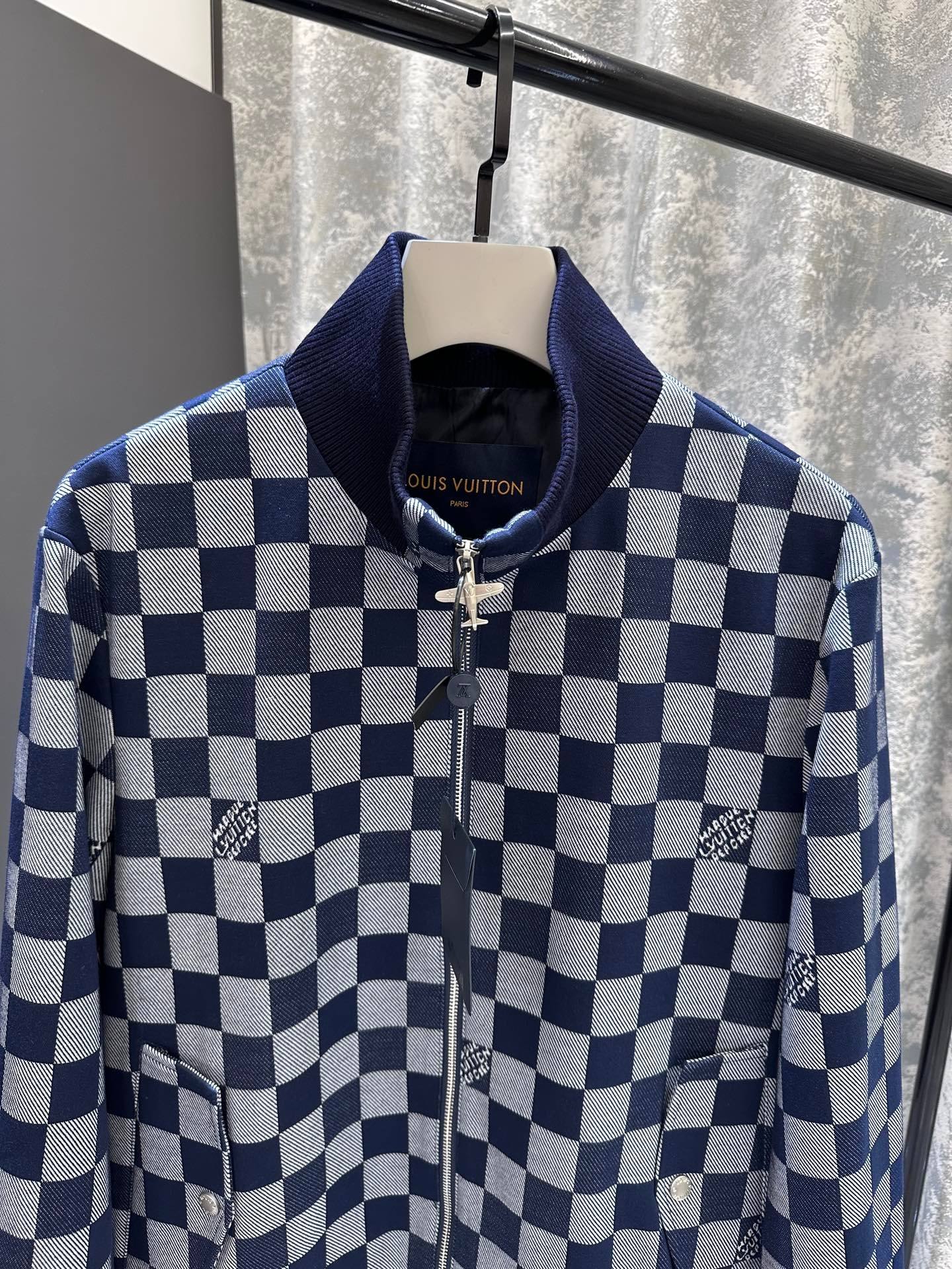 Louis Vuitton Basic Clothing S-m-l-xl-xxl-xxxl