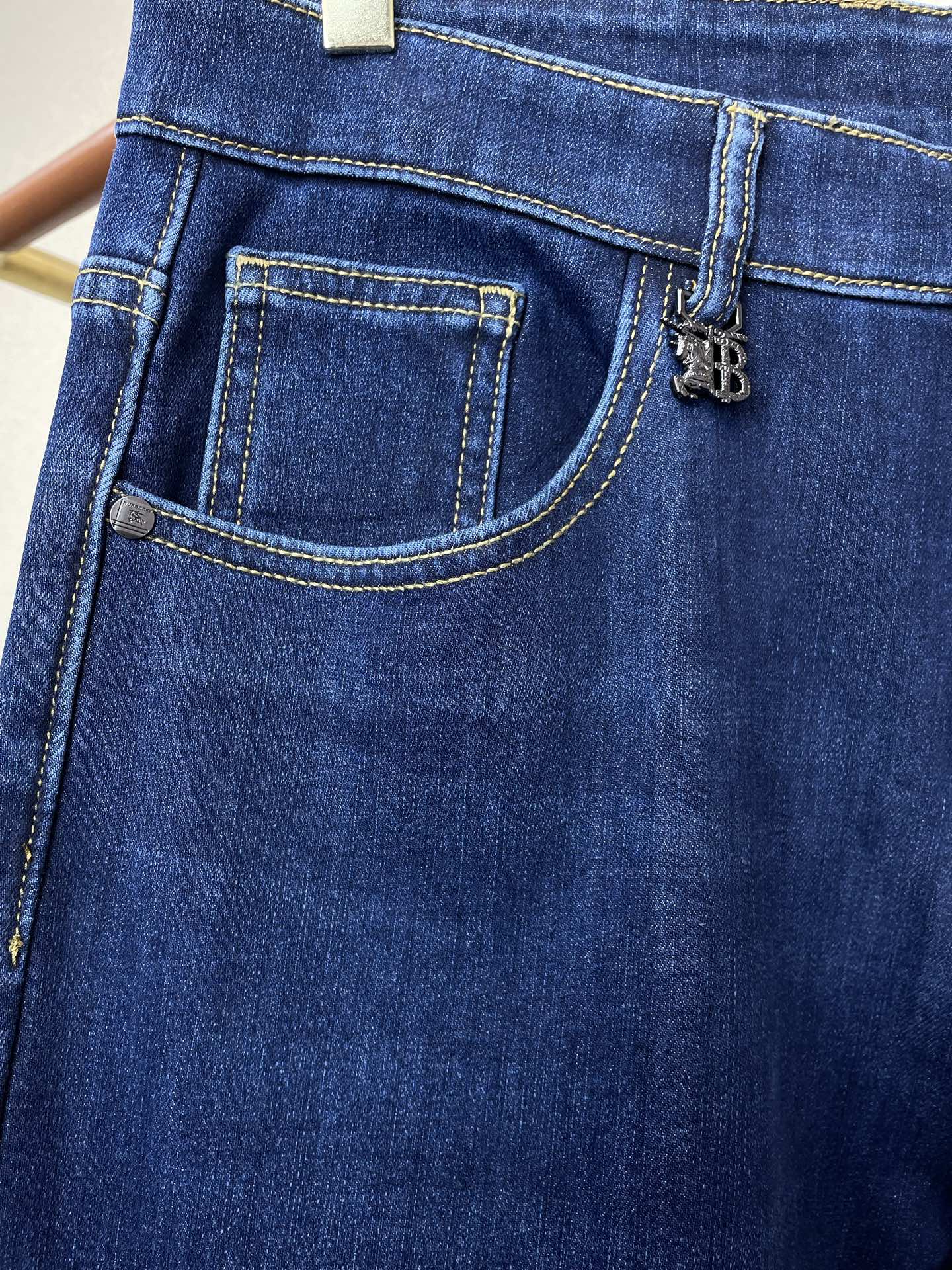 Burberry Jeans Fleece Lined