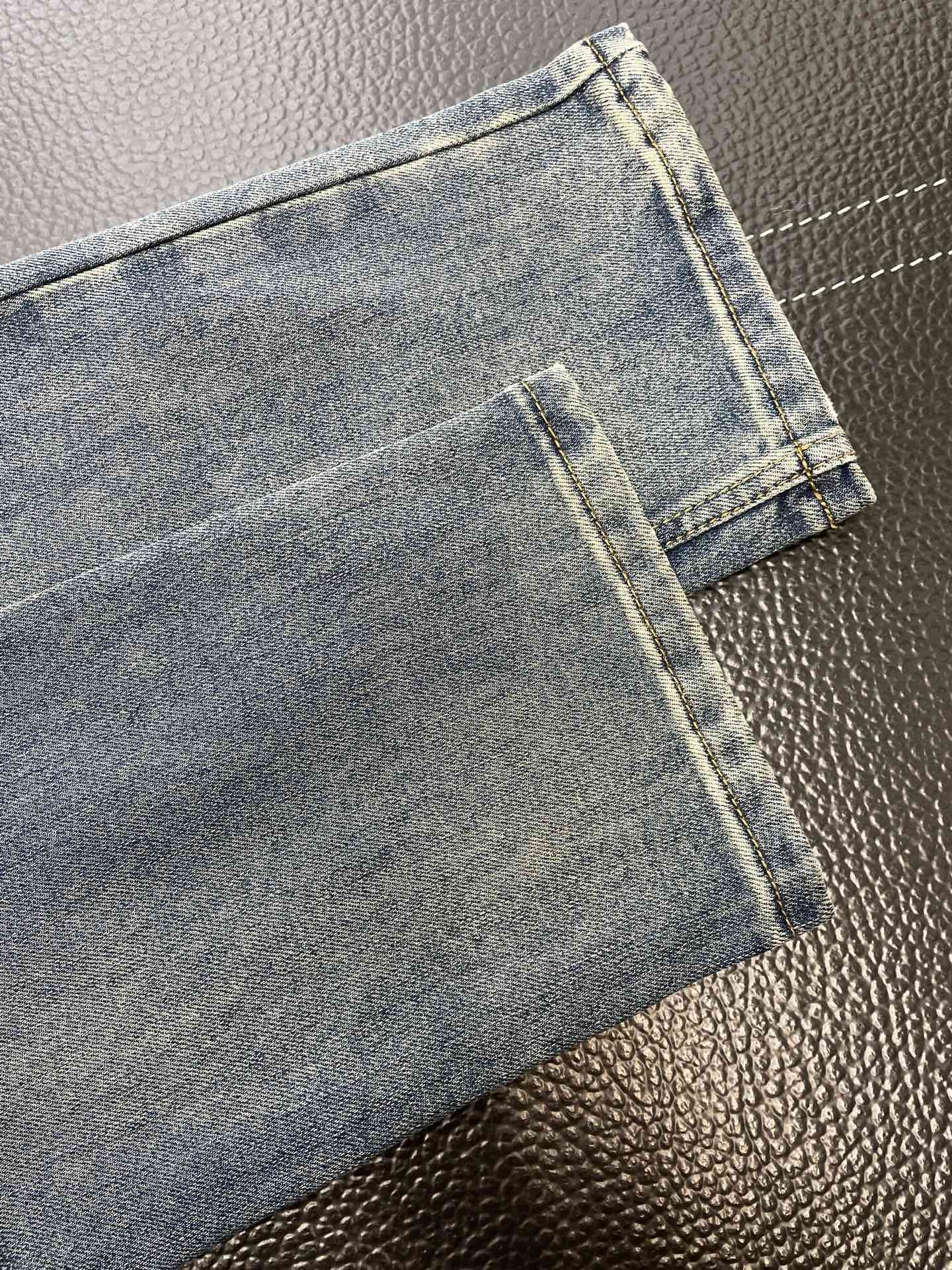 Burberry Jeans
