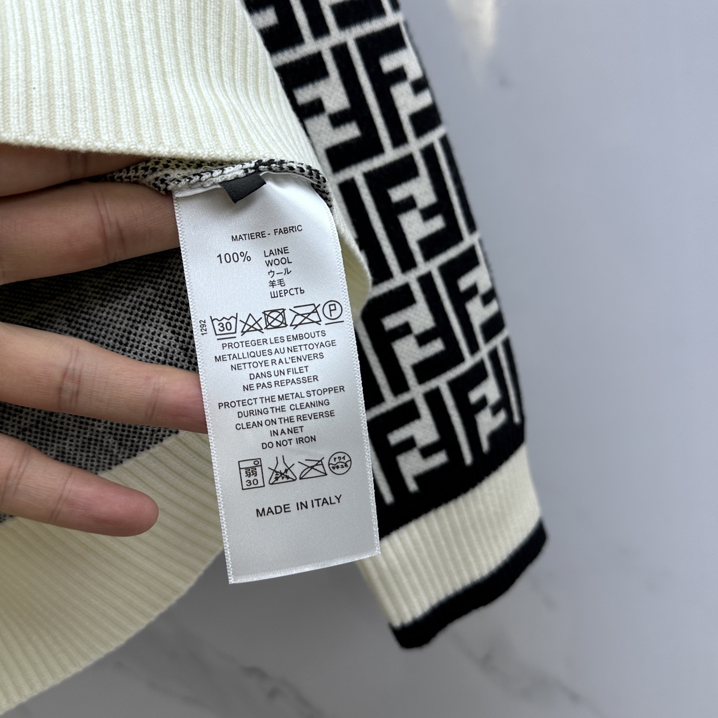 Fendi Female Basic Clothing Wool S-m-xl