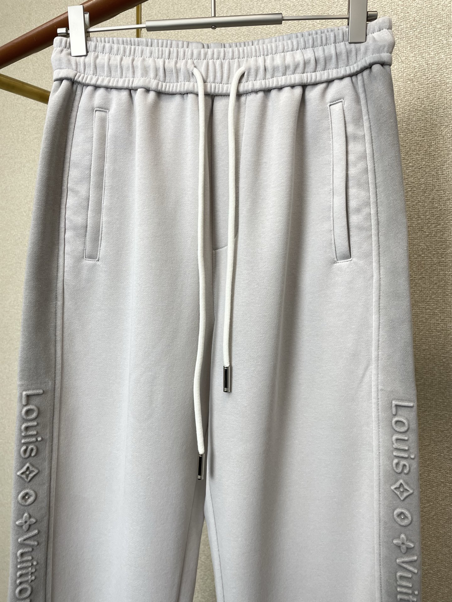 Louis Vuitton Basic Clothing S-m-l-xl
