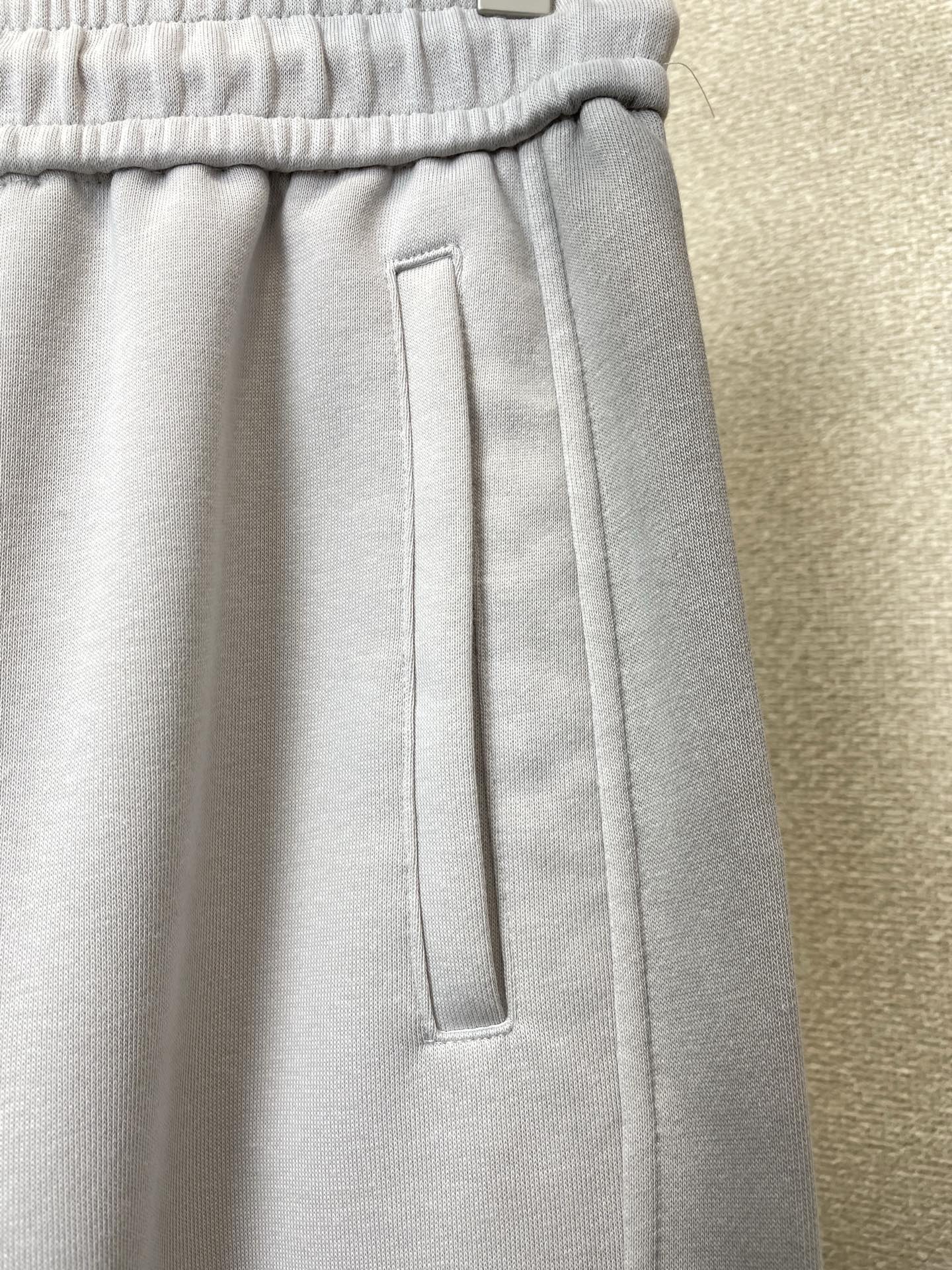 Louis Vuitton Basic Clothing S-m-l-xl