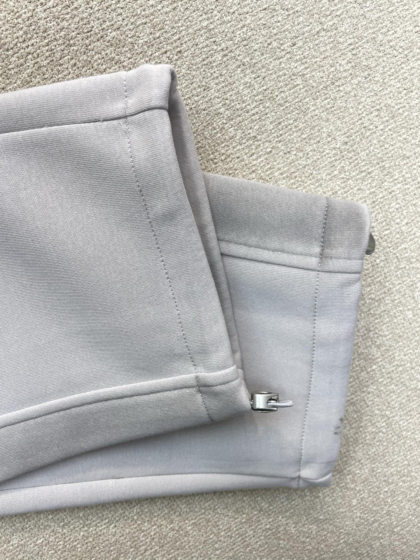 Louis Vuitton Basic Clothing S-m-l-xl