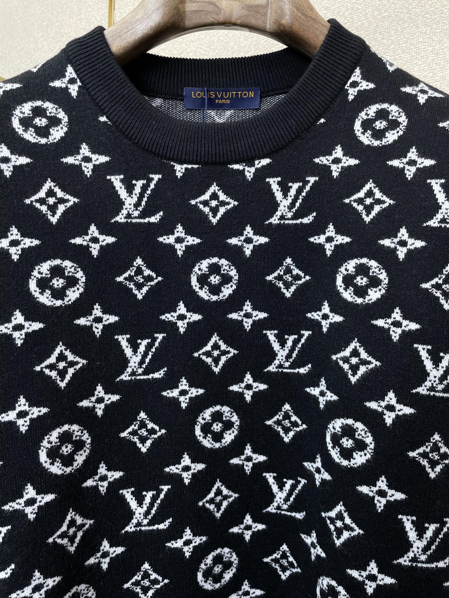 Louis Vuitton Male Basic Clothing S-m-l-xl