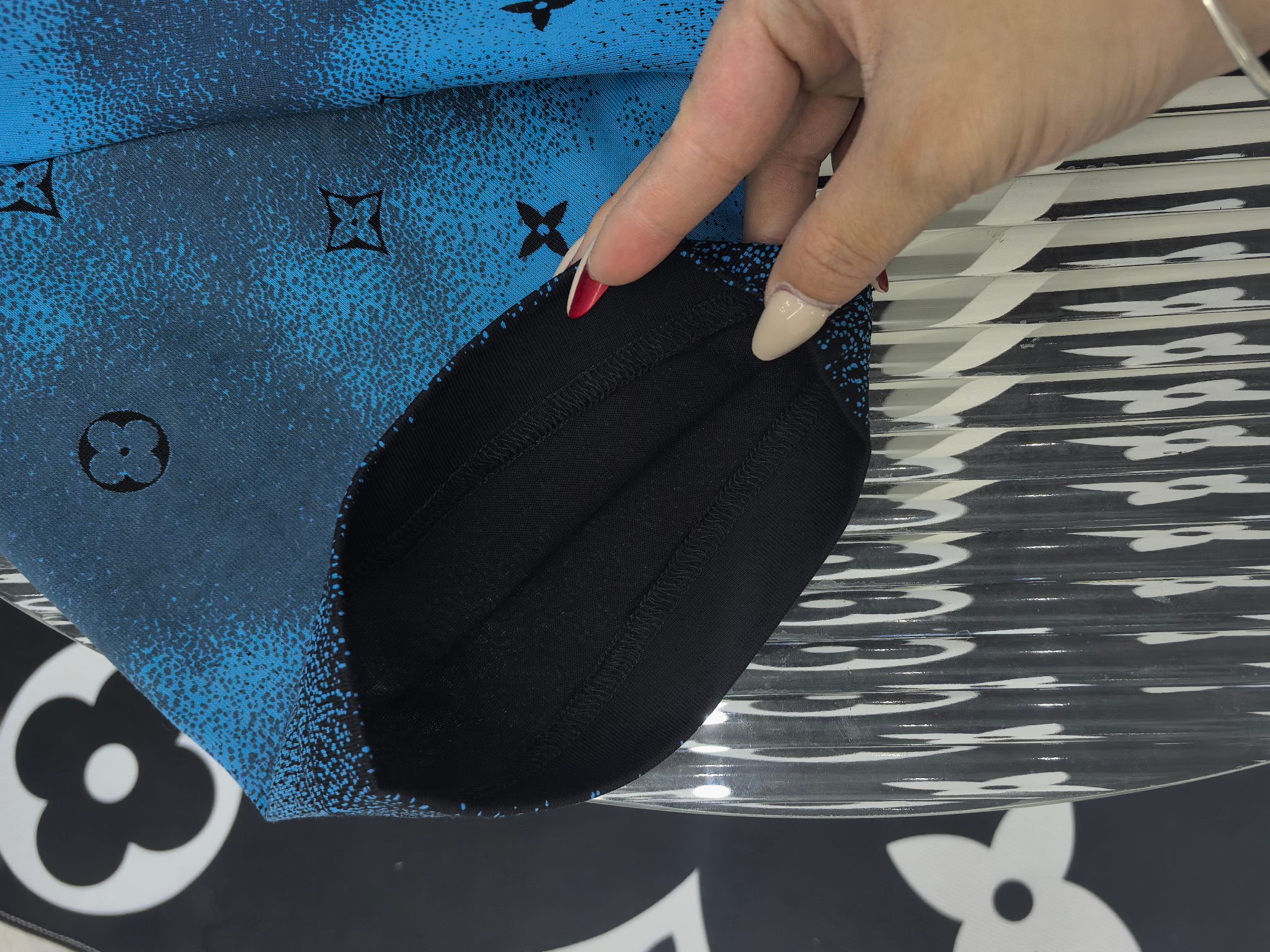 Louis Vuitton Basic Clothing Cotton Black S-l-xl