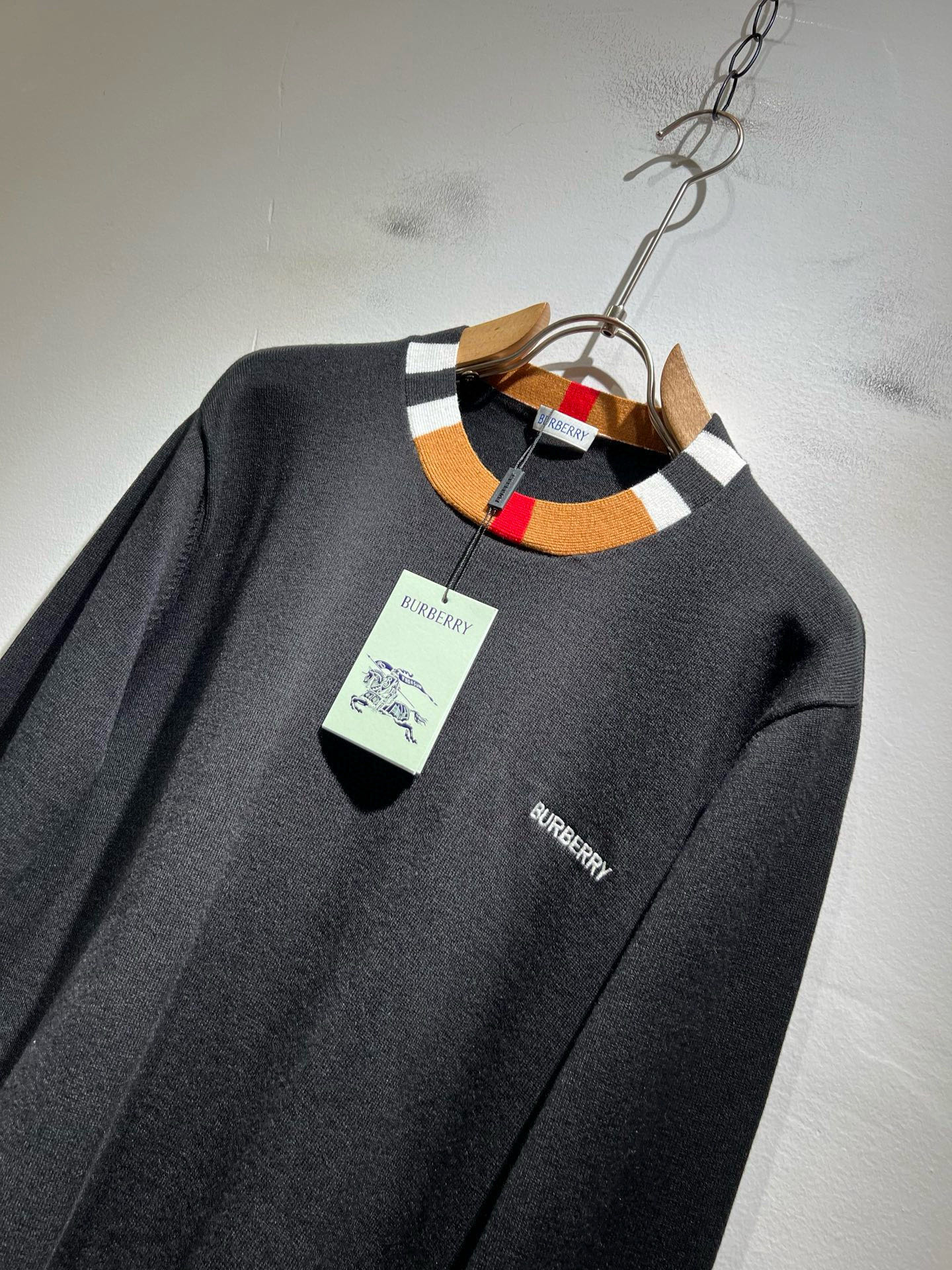 Burberry Basic Clothing Wool M-l-xl