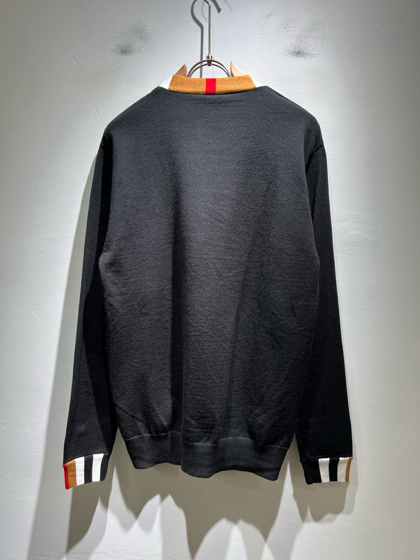 Burberry Basic Clothing Wool M-l-xl