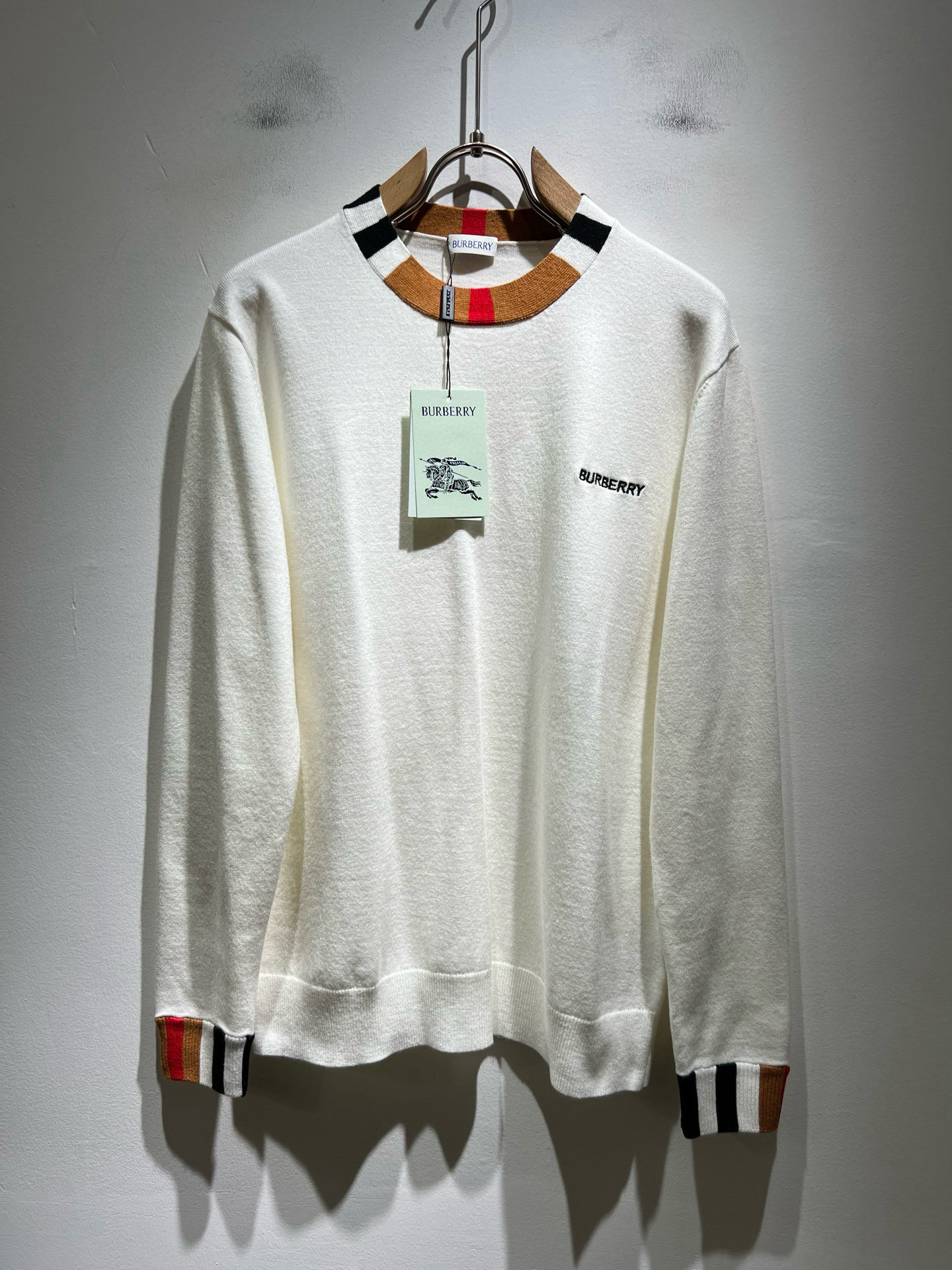 Burberry Basic Clothing Wool M-l-xl