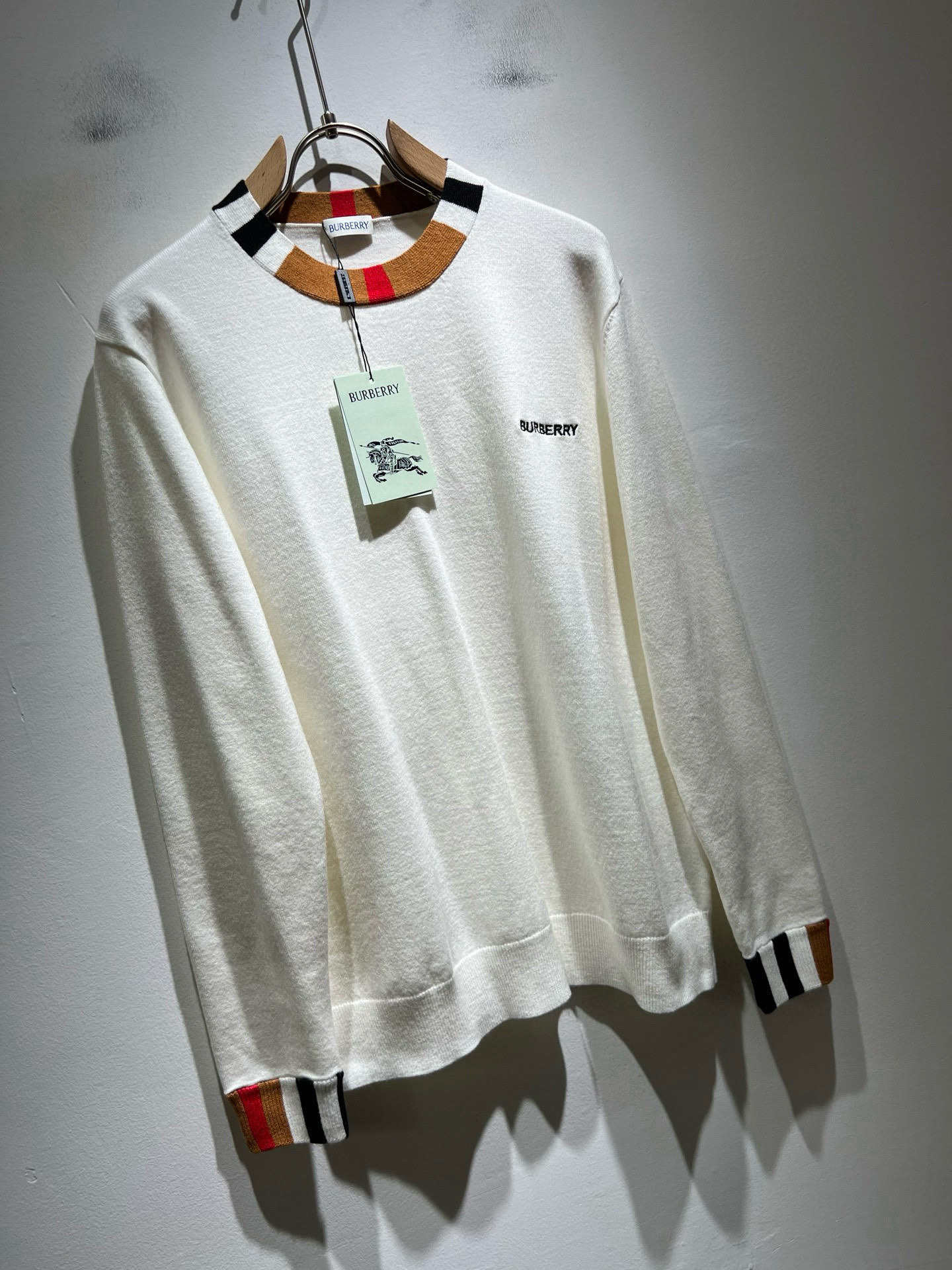Burberry Basic Clothing Wool M-l-xl