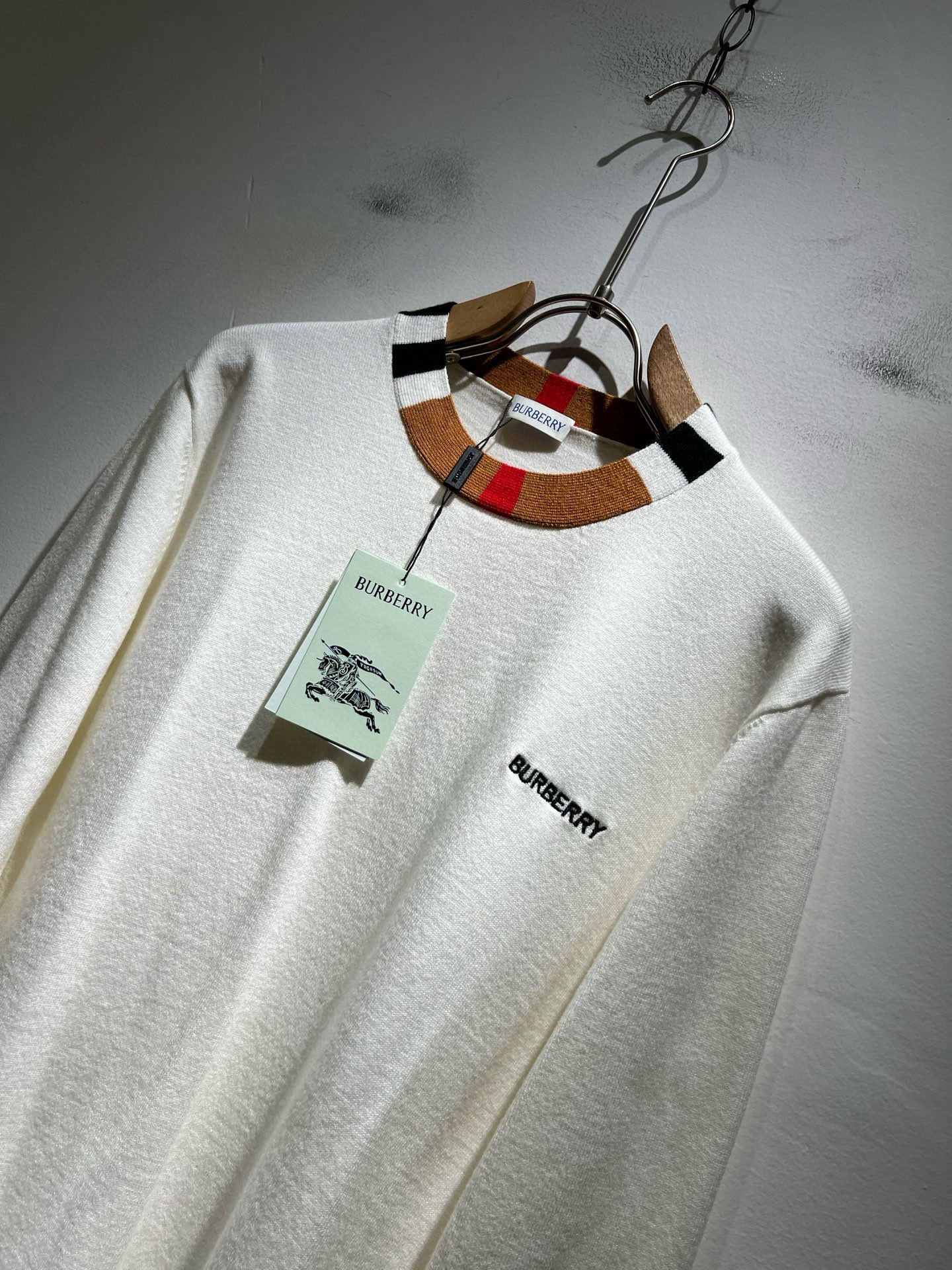 Burberry Basic Clothing Wool M-l-xl