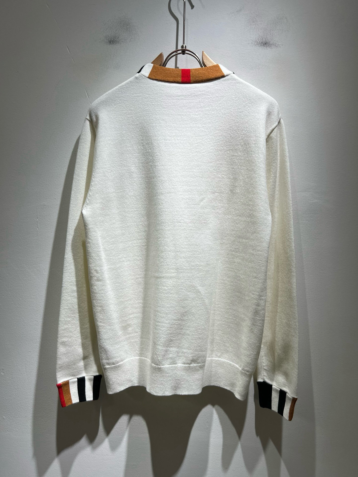 Burberry Basic Clothing Wool M-l-xl