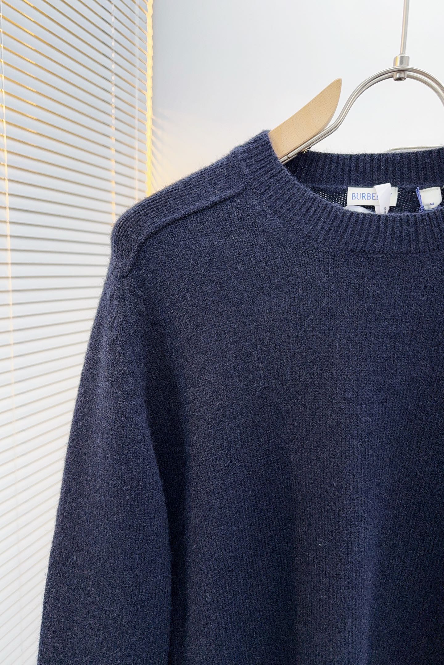 Burberry Basic Clothing Wool S-m-l-xl