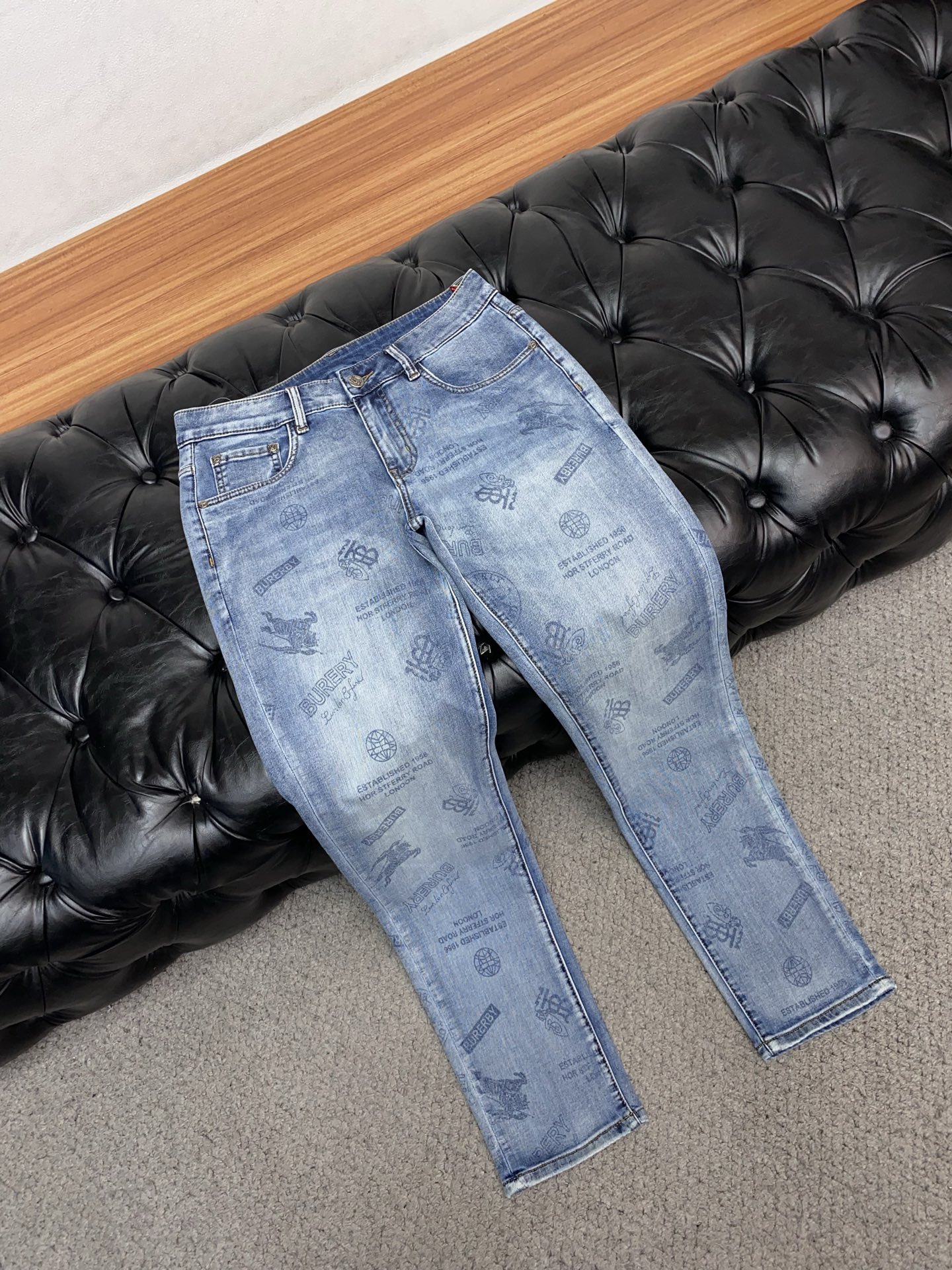 Burberry Jeans