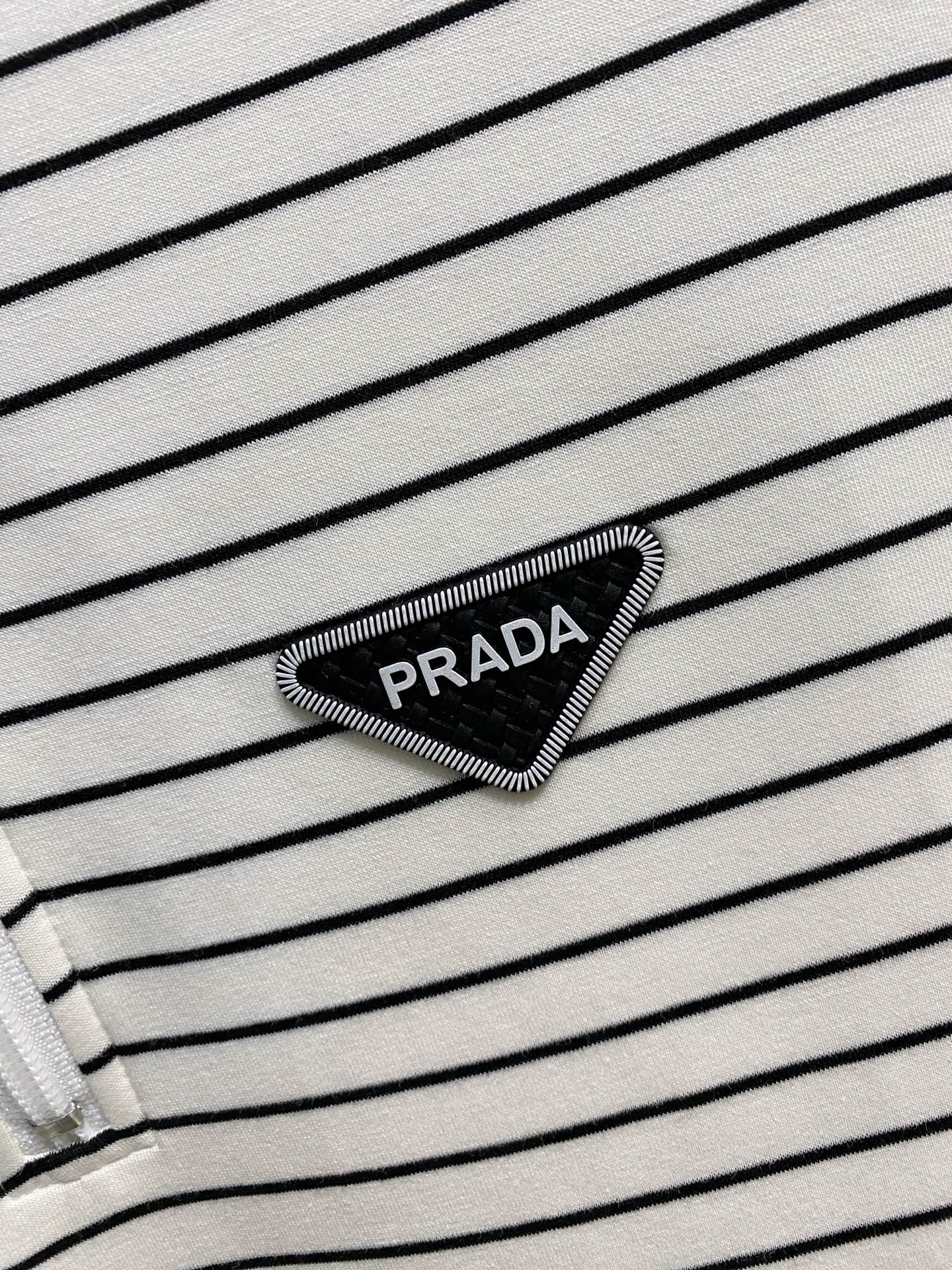 Prada Hoodie S-m-xl