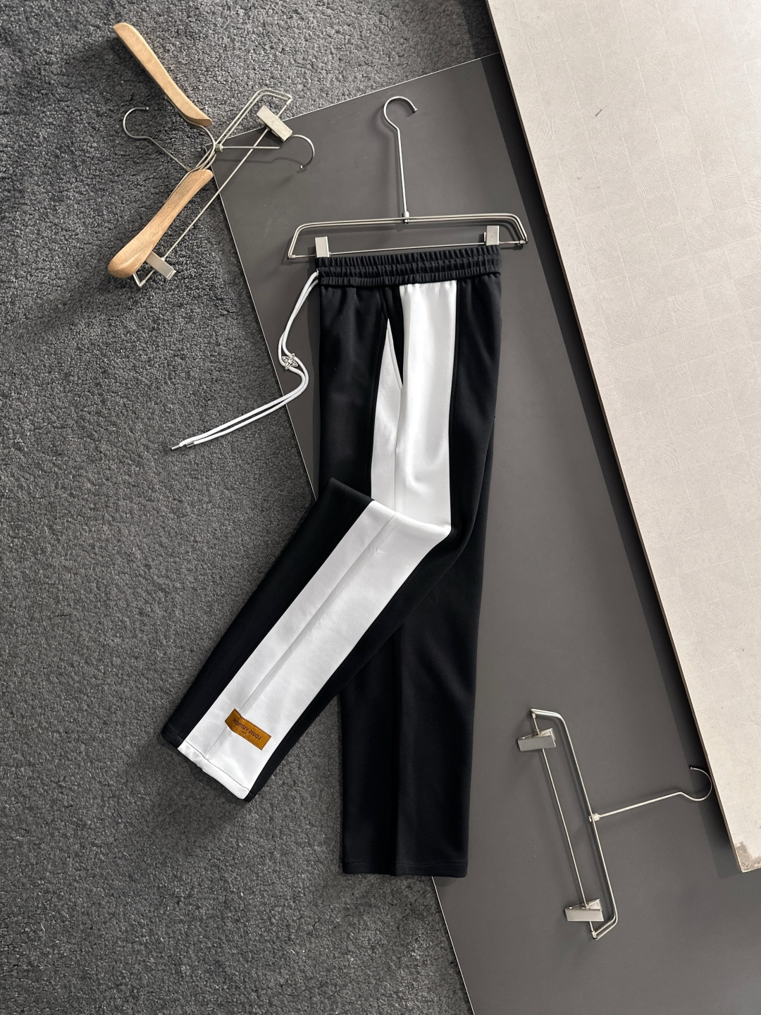 Louis Vuitton Basic Clothing M-xl