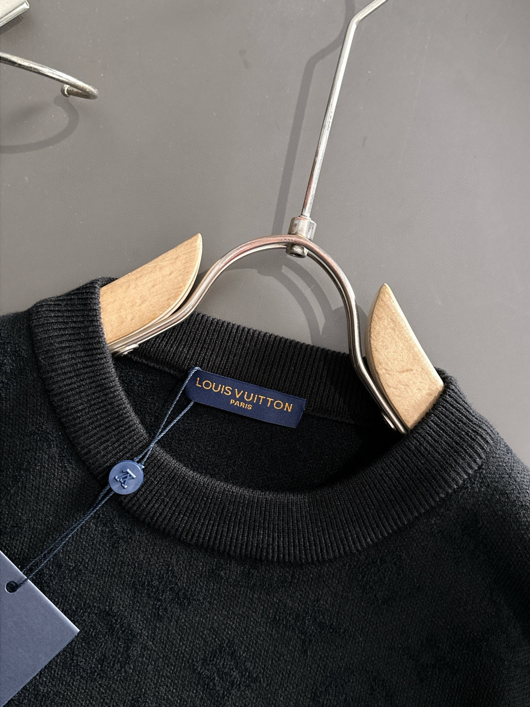 Louis Vuitton Basic Clothing Wool M-xl