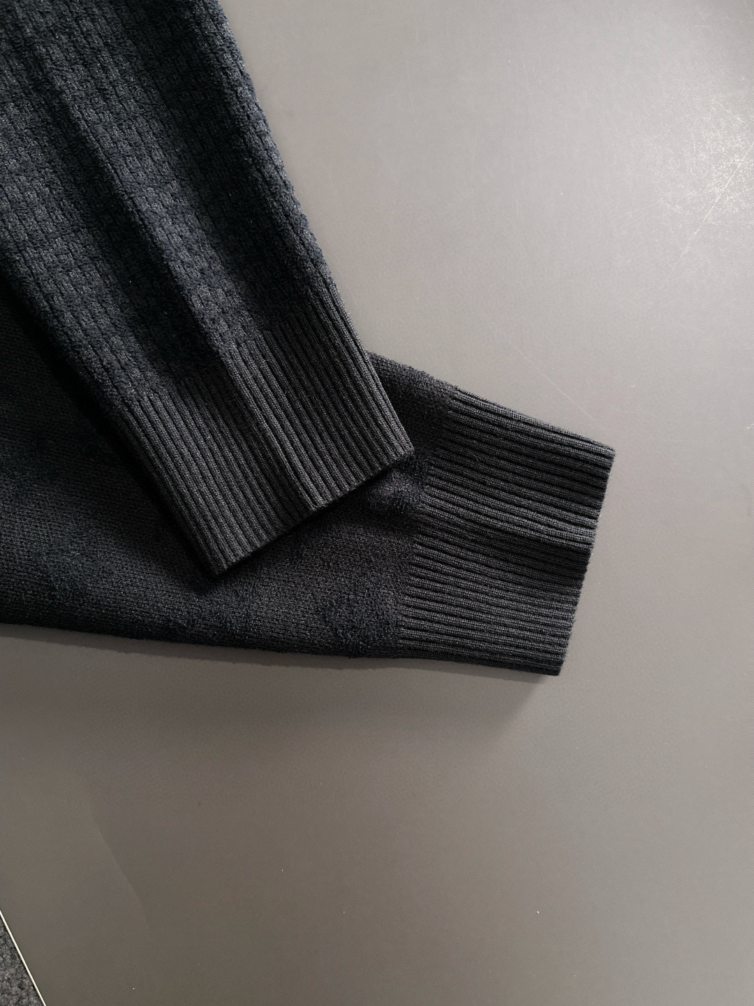 Louis Vuitton Basic Clothing Wool M-xl