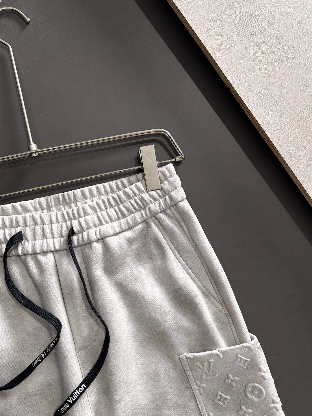 Louis Vuitton Basic Clothing M-xl