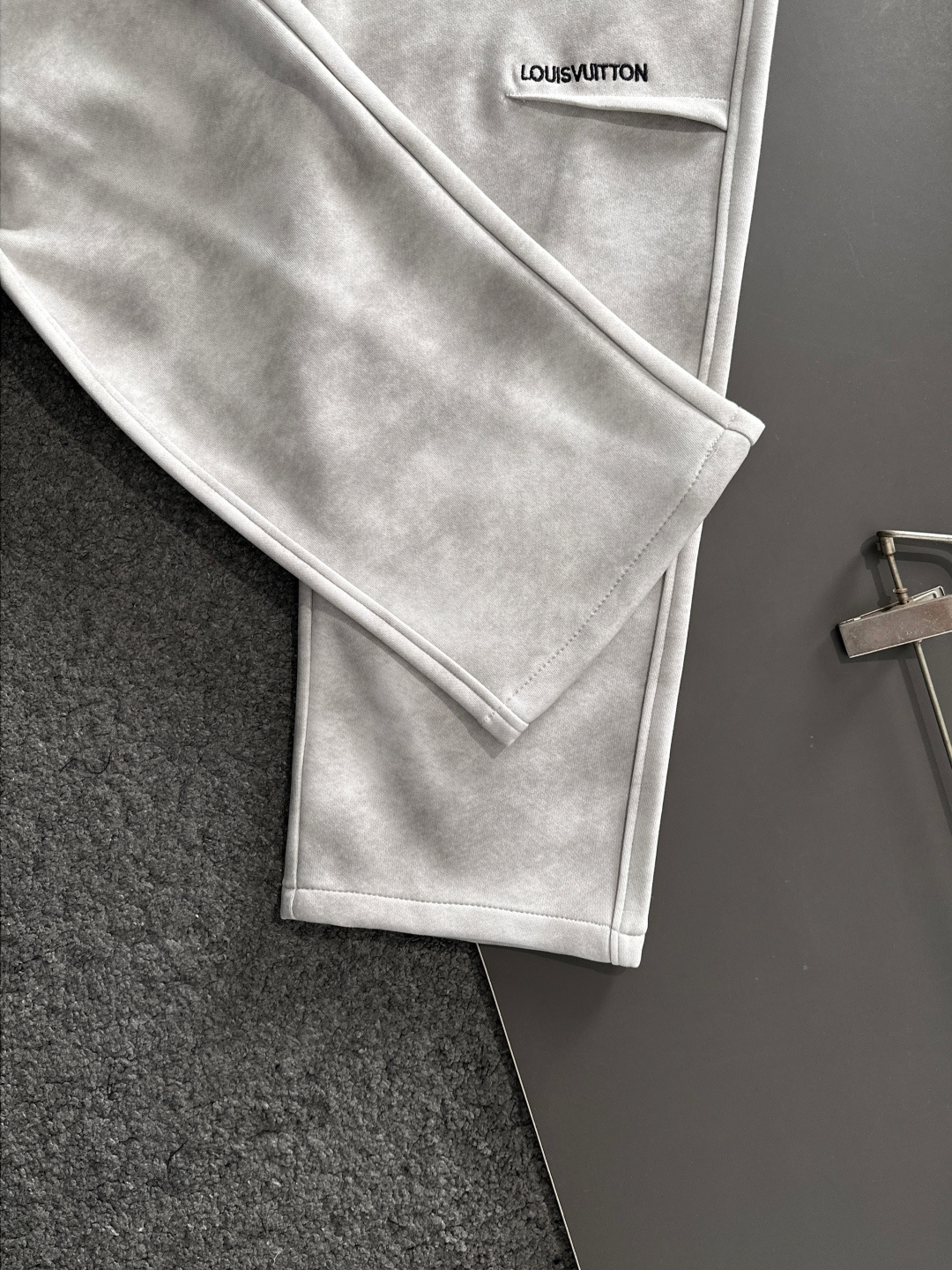 Louis Vuitton Basic Clothing M-xl