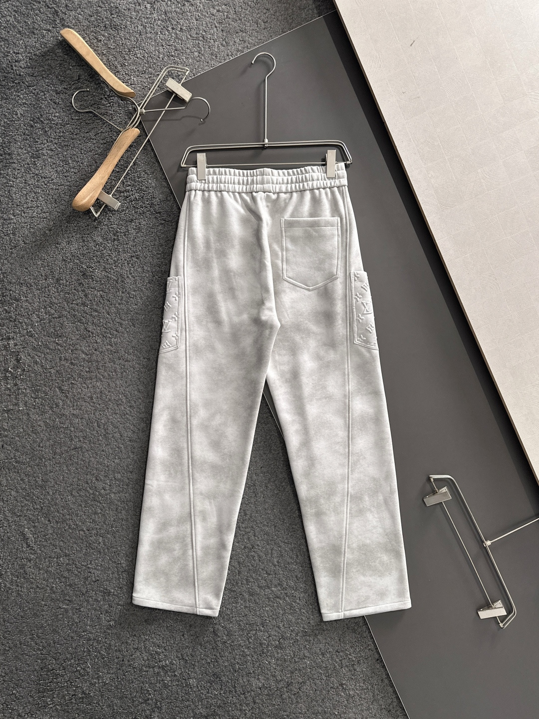 Louis Vuitton Basic Clothing M-xl