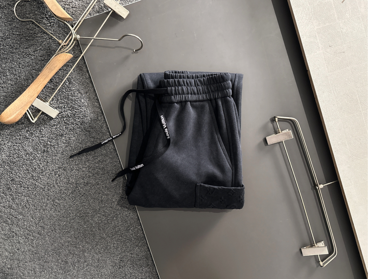 Louis Vuitton Basic Clothing M-xl