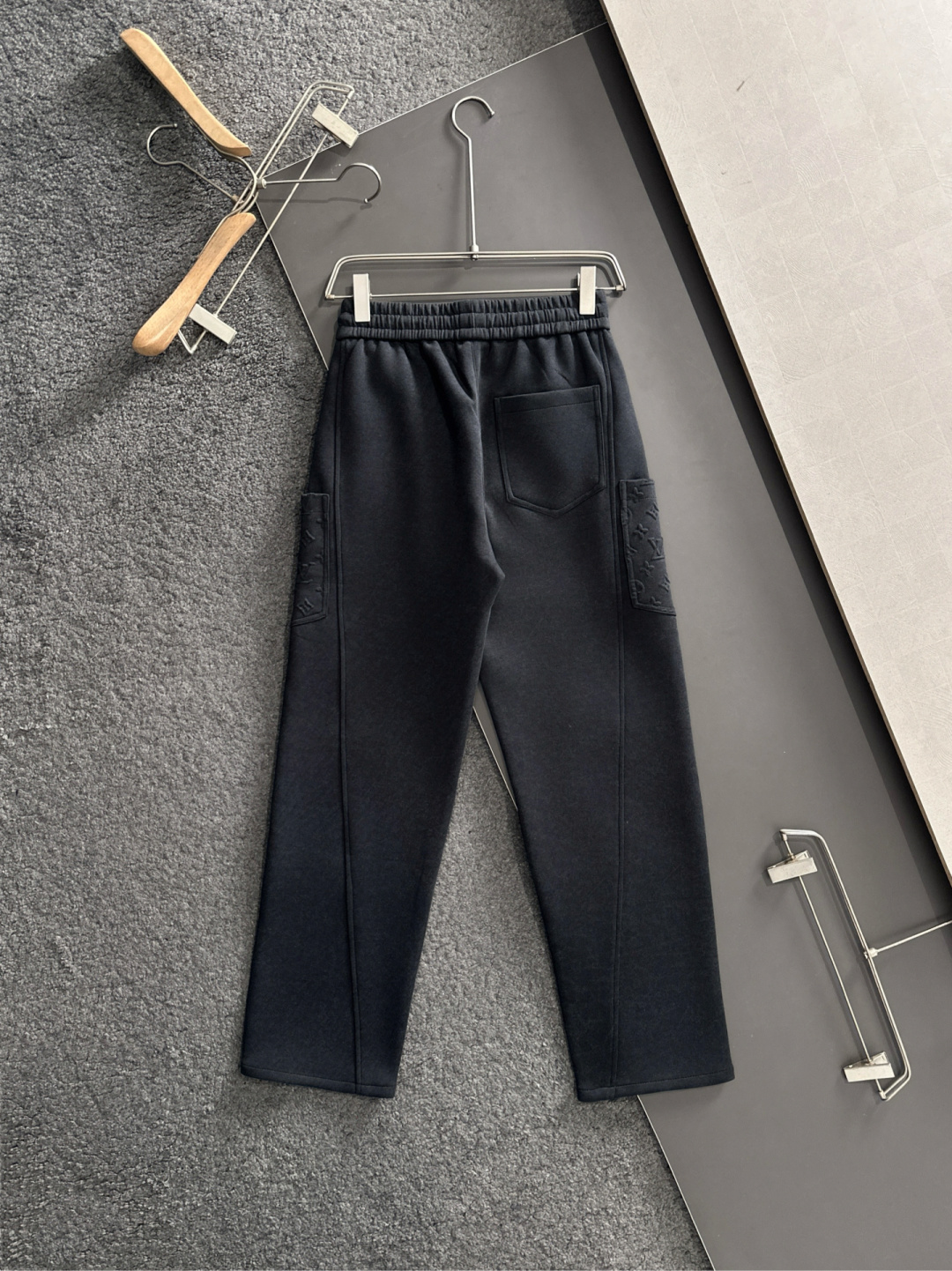 Louis Vuitton Basic Clothing M-xl