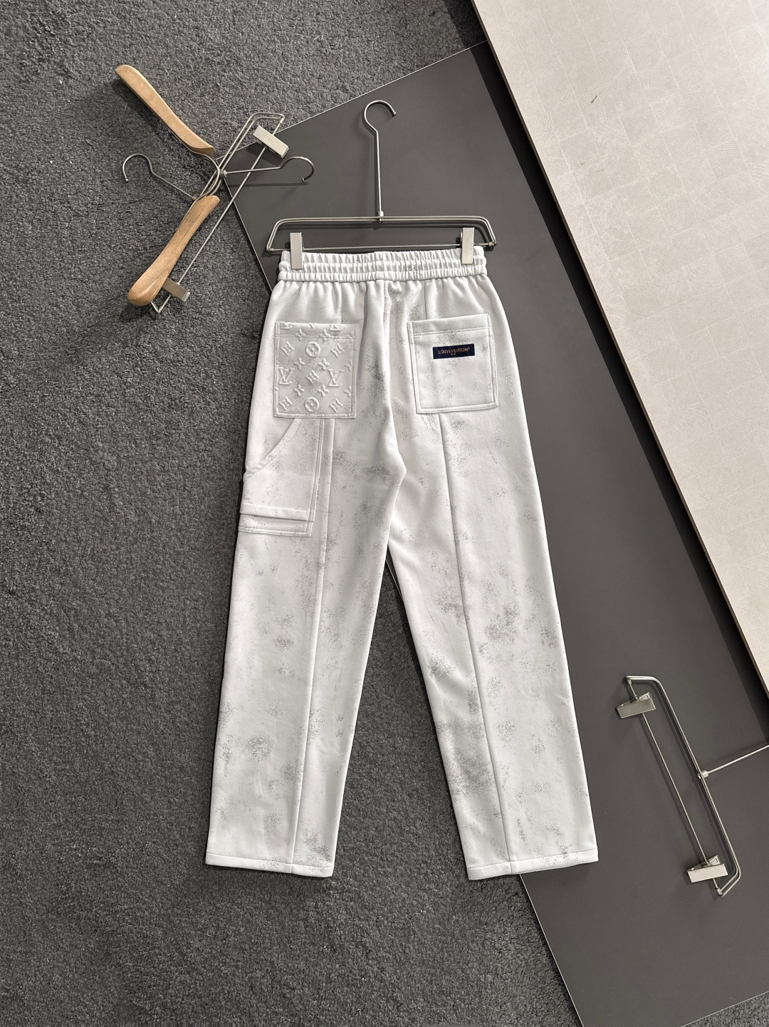 Louis Vuitton Basic Clothing M-xl