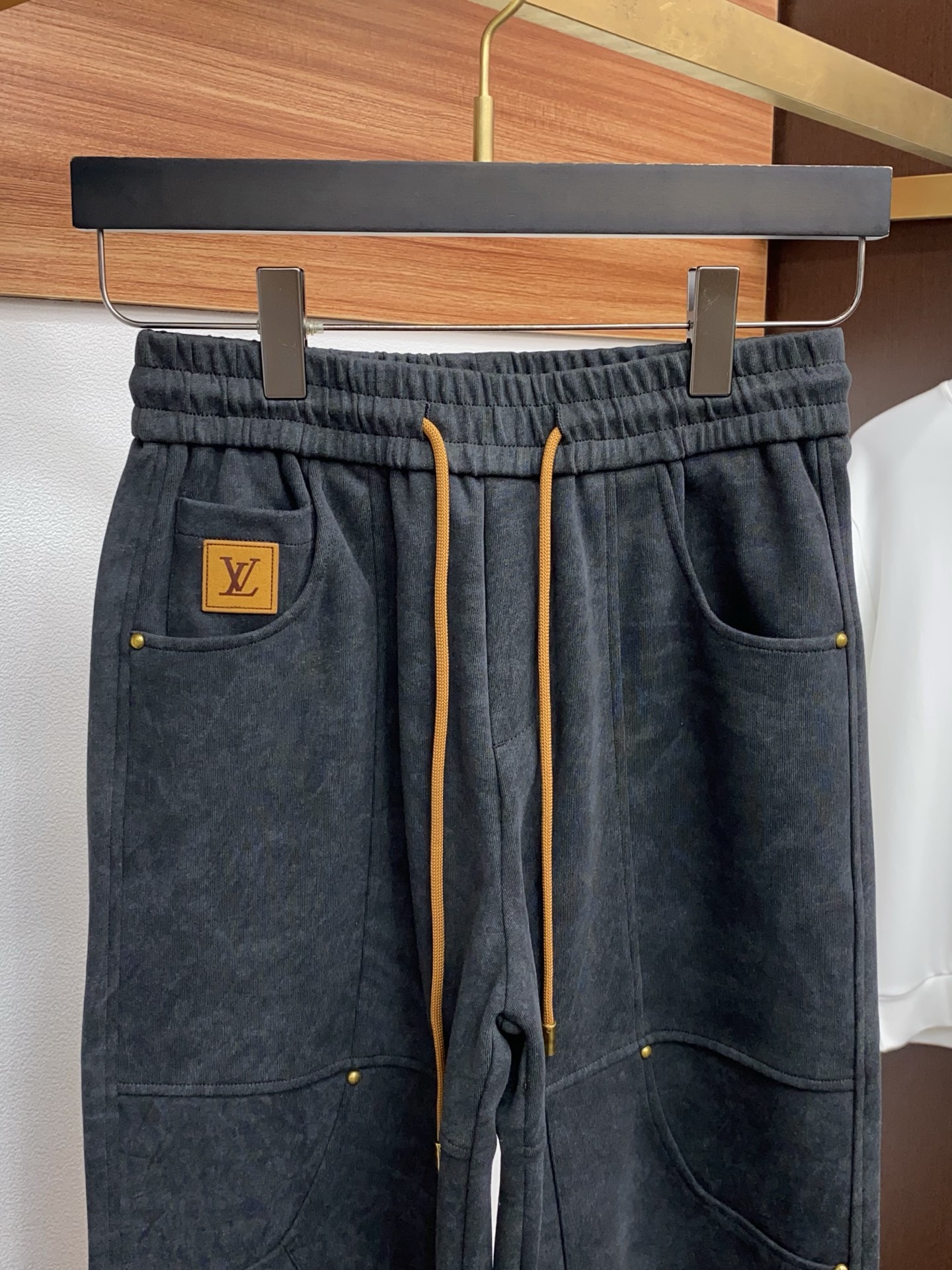 Louis Vuitton Basic Clothing M-xl