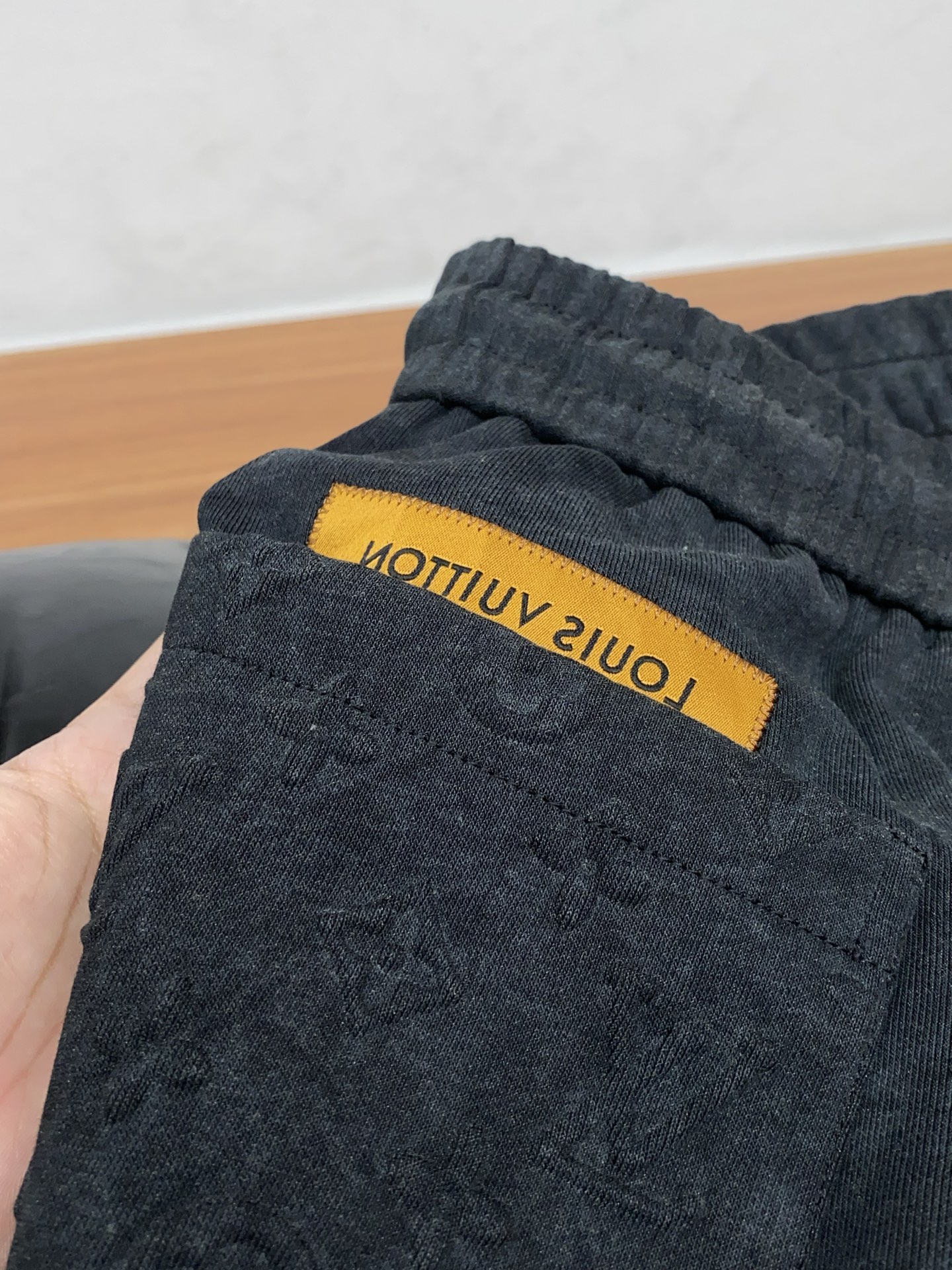 Louis Vuitton Basic Clothing M-xl