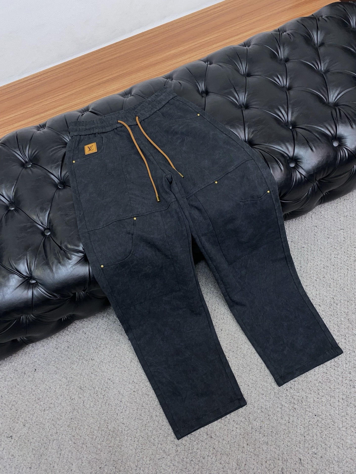 Louis Vuitton Basic Clothing M-xl