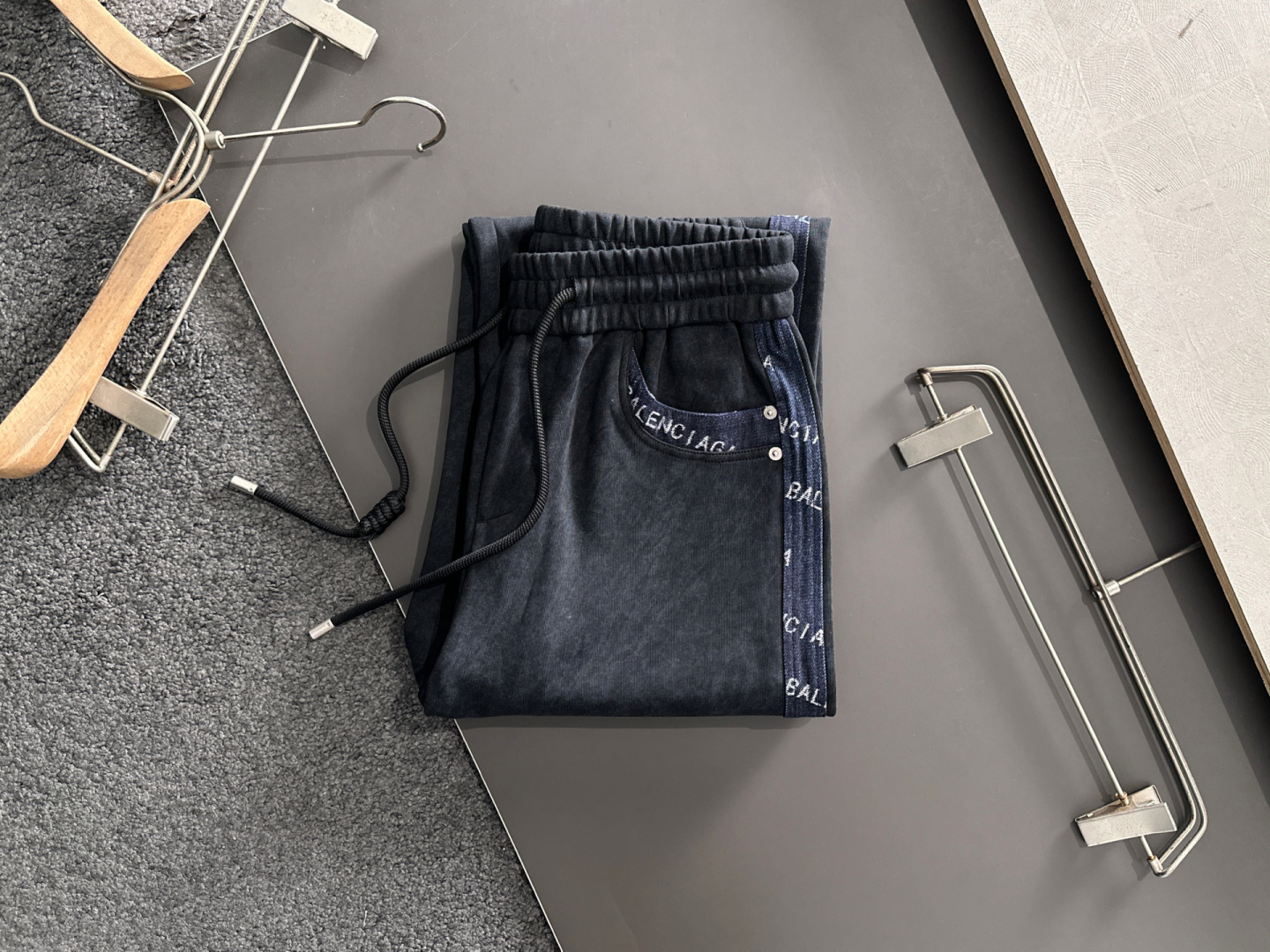 Balenciaga Basic Clothing M-l-xl