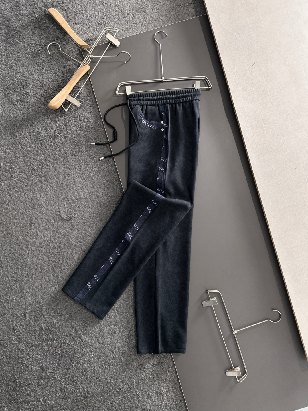 Balenciaga Basic Clothing M-l-xl