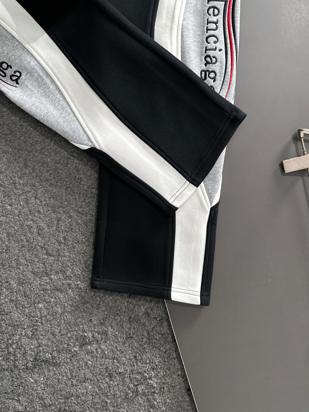 Balenciaga Basic Clothing M-l-xl