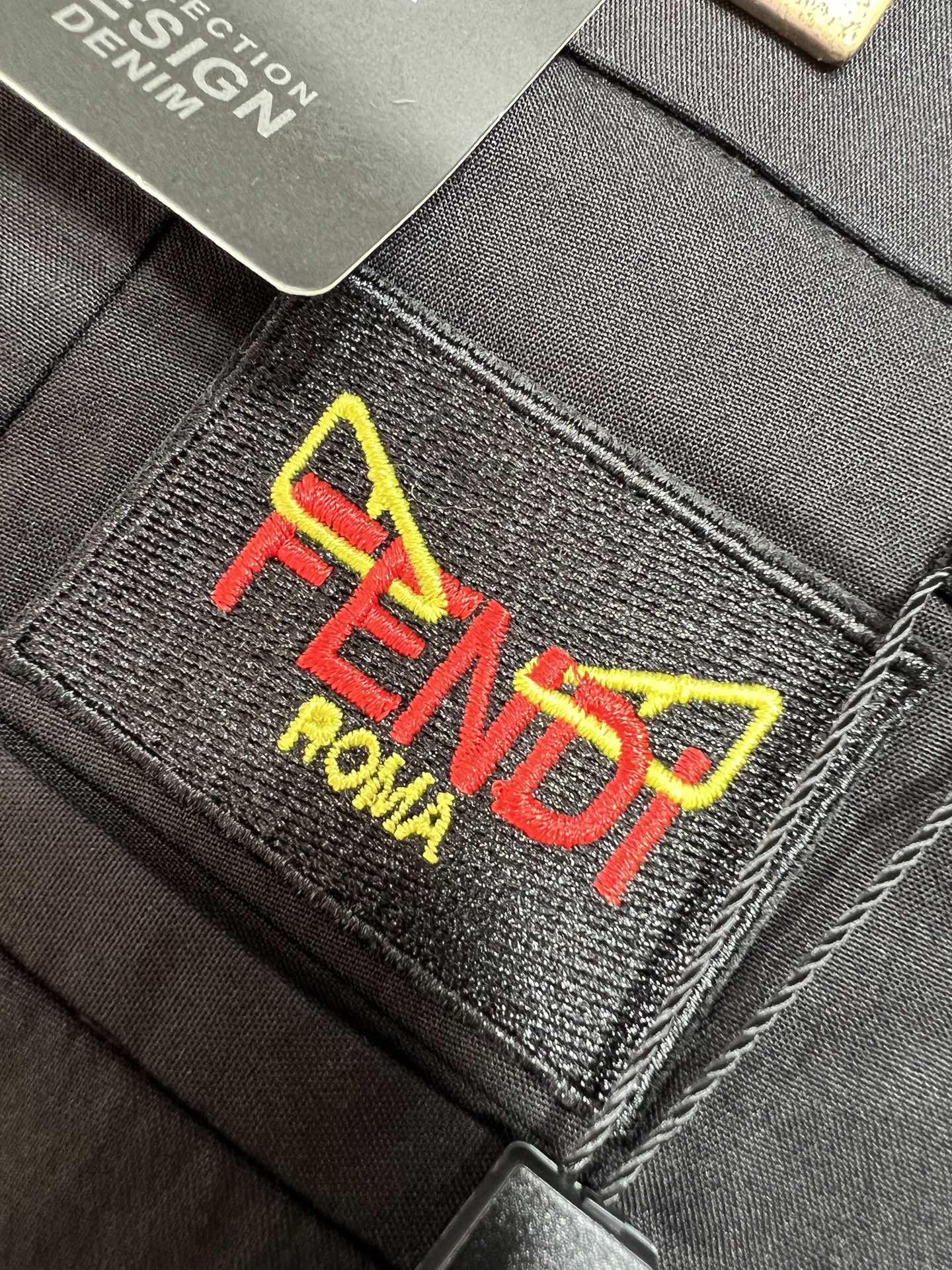 Fendi Basic Clothing 175140-32