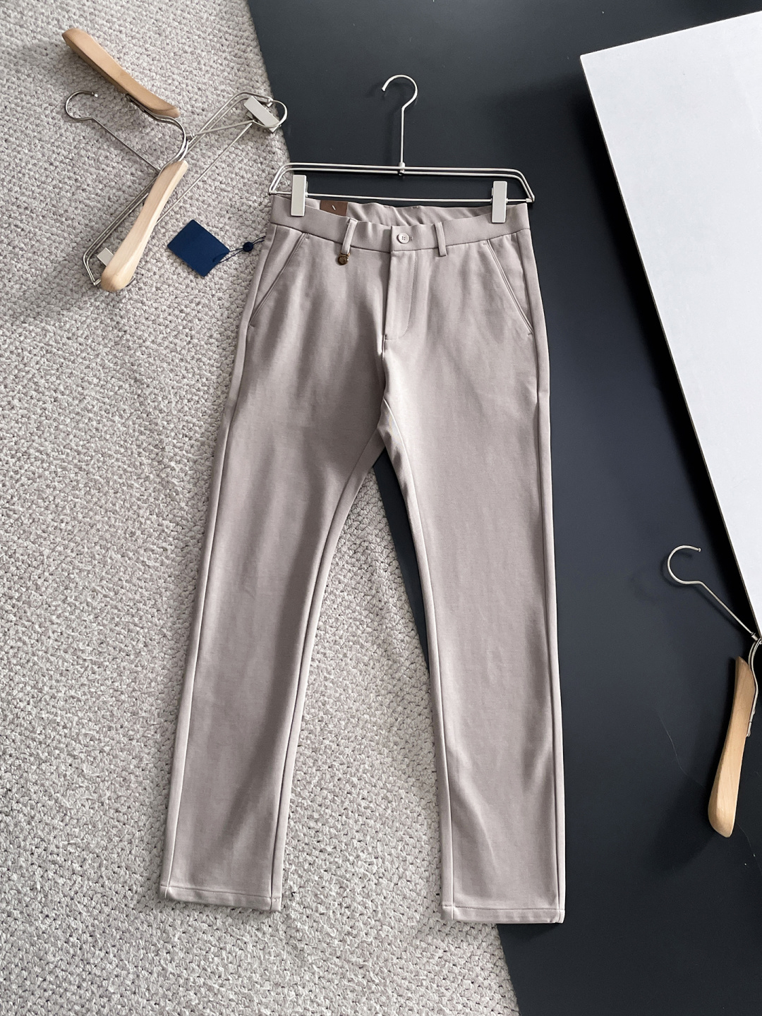 Louis Vuitton Basic Clothing L