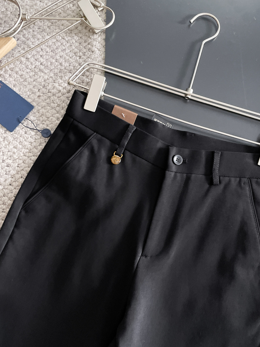 Louis Vuitton Basic Clothing L