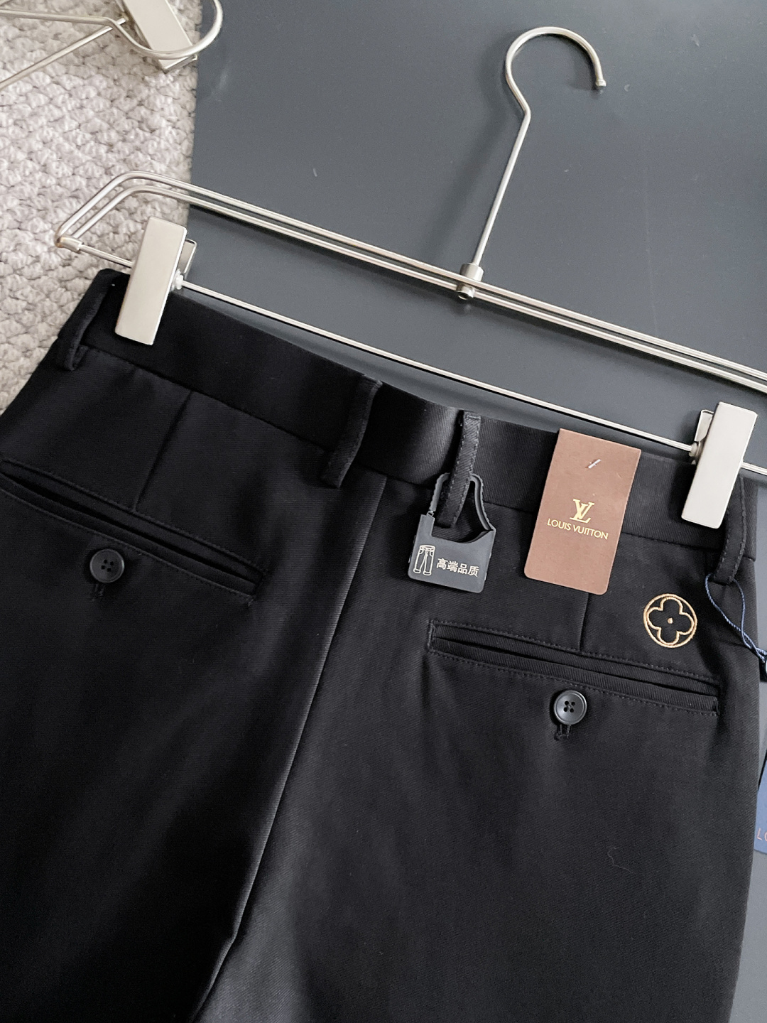 Louis Vuitton Basic Clothing L