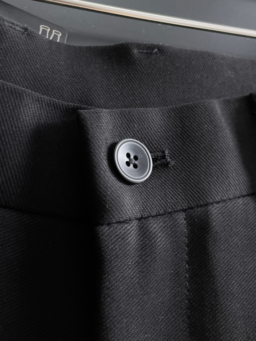 Louis Vuitton Basic Clothing L