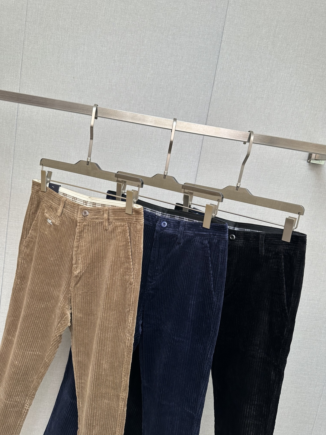 Louis Vuitton Basic Clothing L