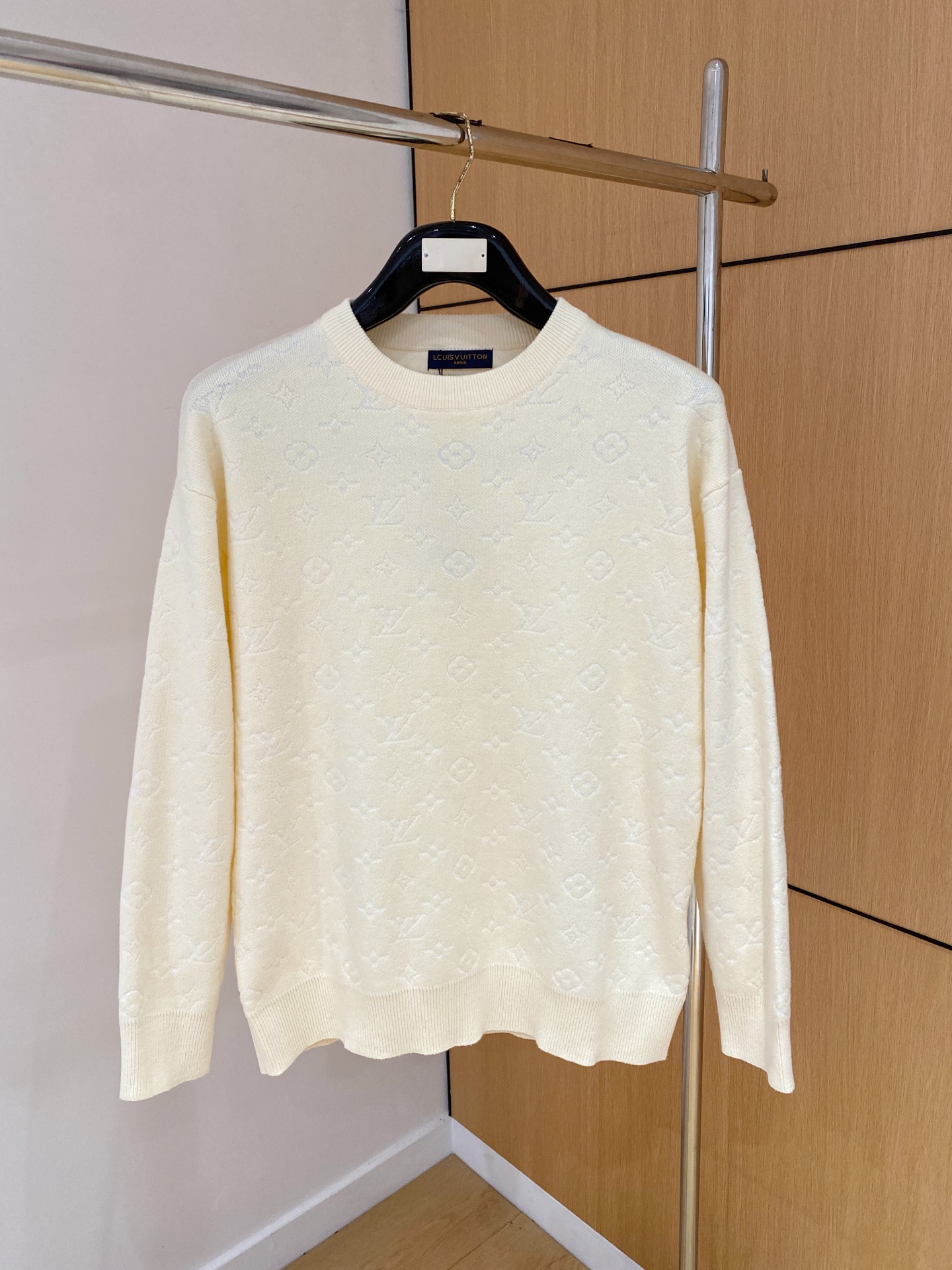 Louis Vuitton Basic Clothing Wool M-l-xl