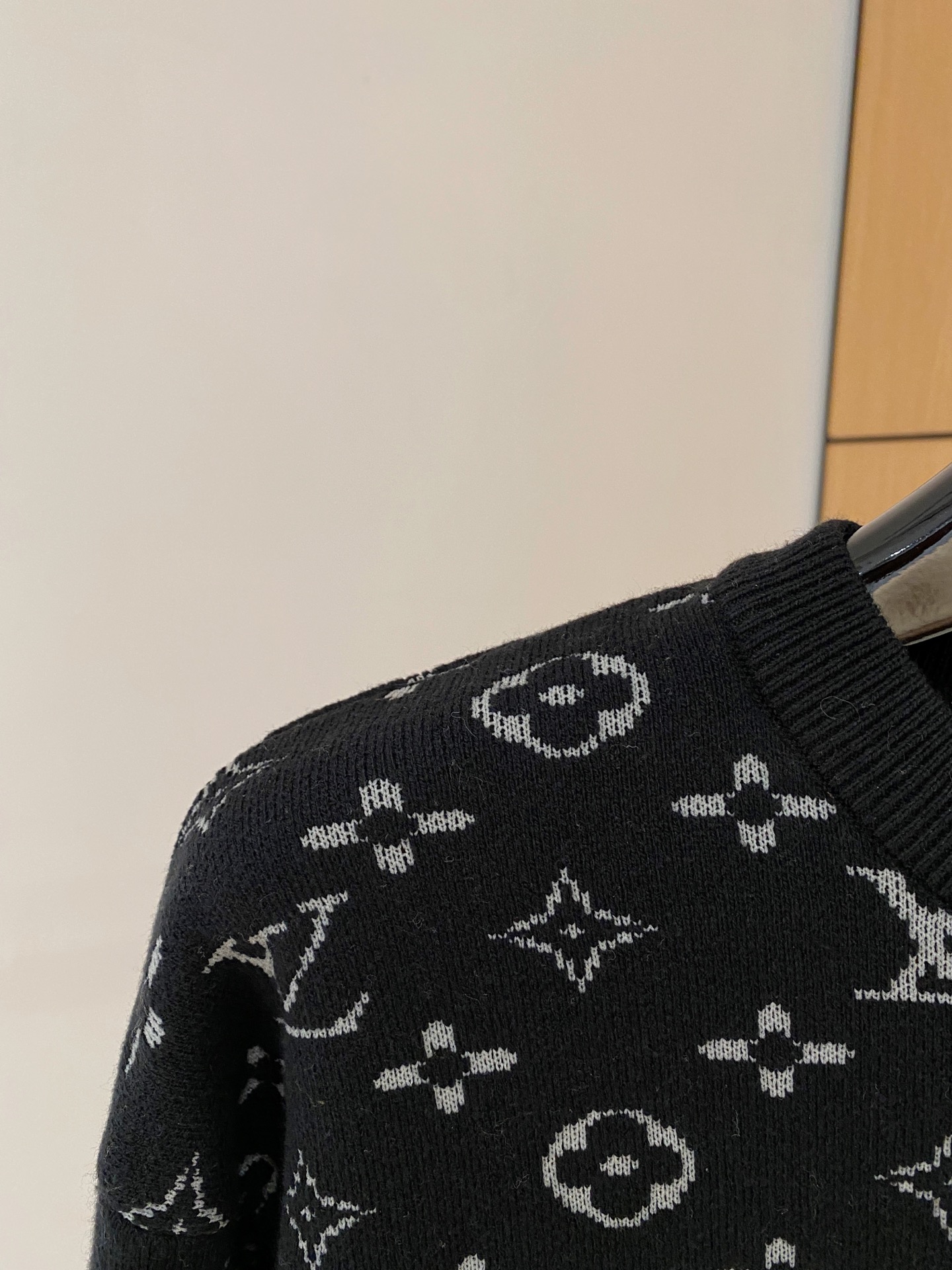 Louis Vuitton Basic Clothing Wool M-l-xl