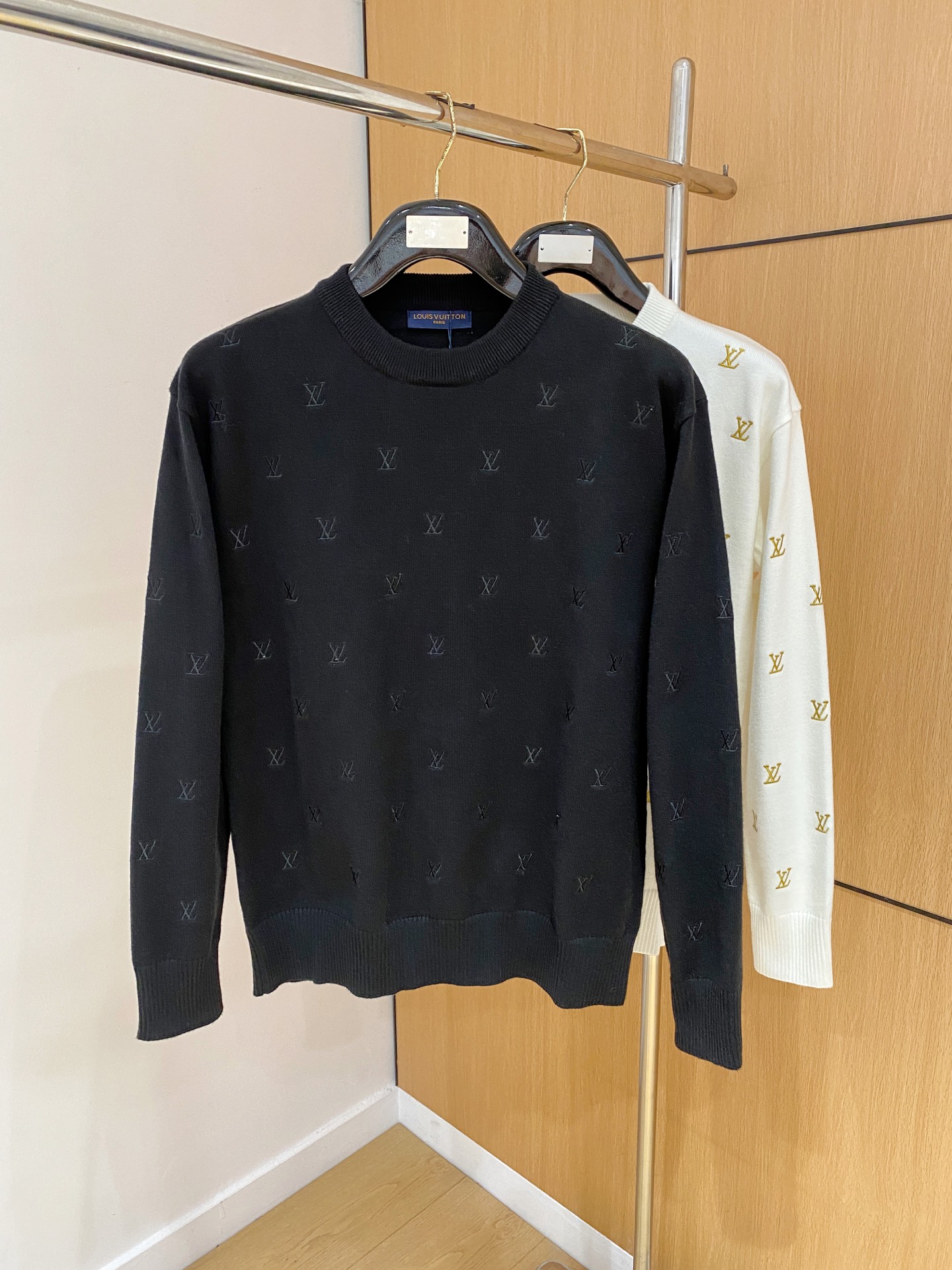 Louis Vuitton Basic Clothing Wool M-l-xl