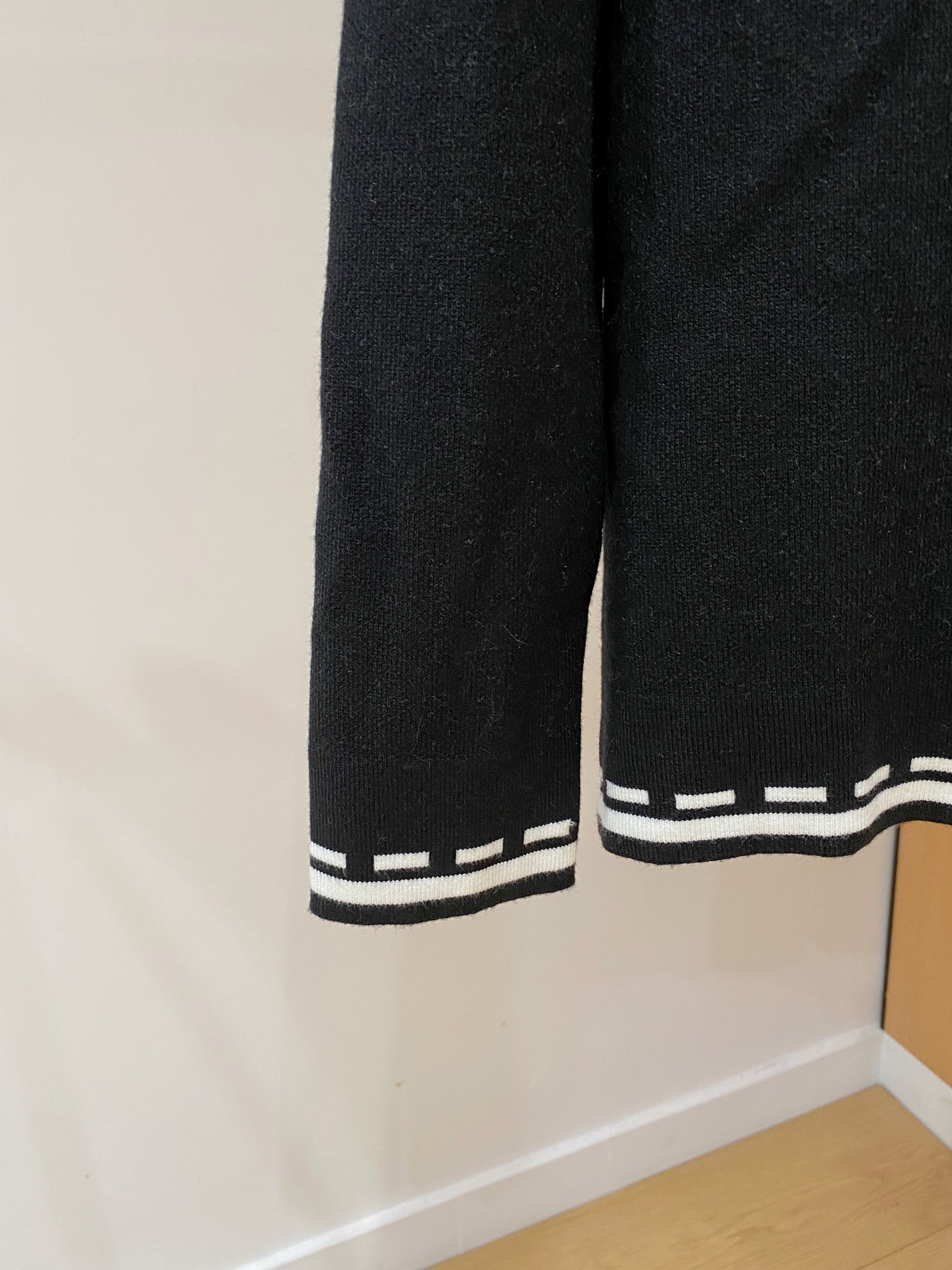 Louis Vuitton Basic Clothing Wool M-l-xl