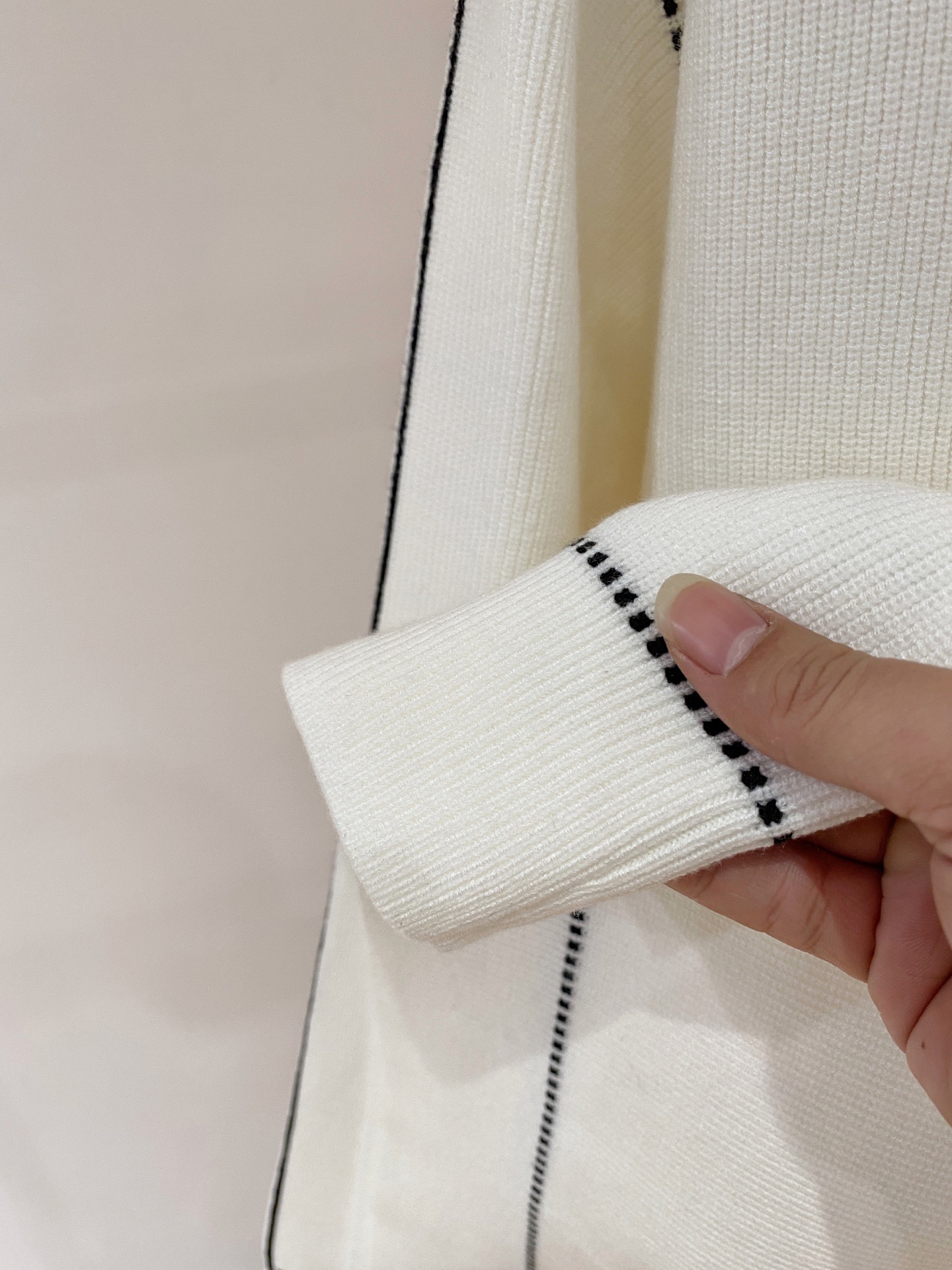 Louis Vuitton Basic Clothing Wool M-l-xl