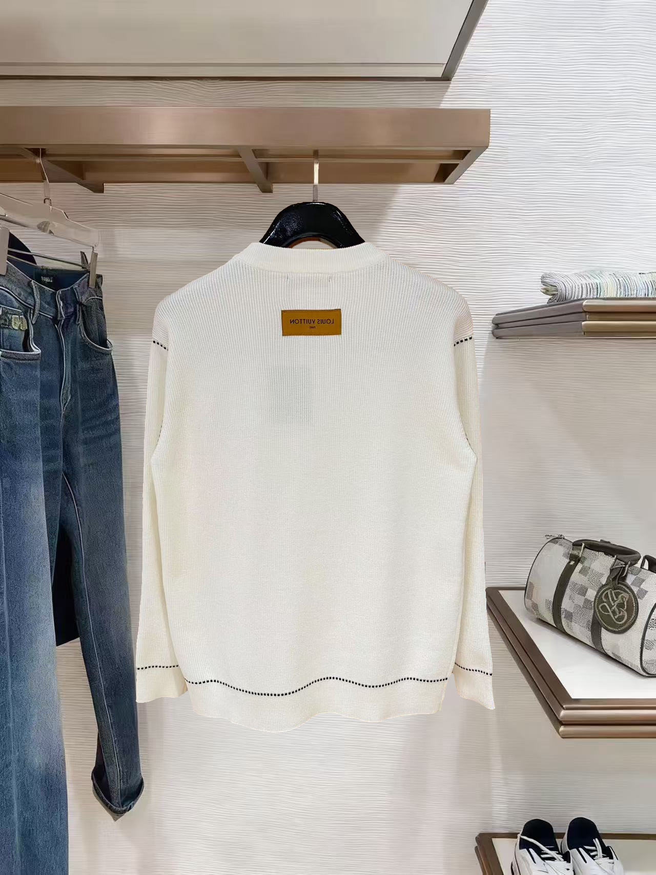 Louis Vuitton Basic Clothing Wool M-l-xl